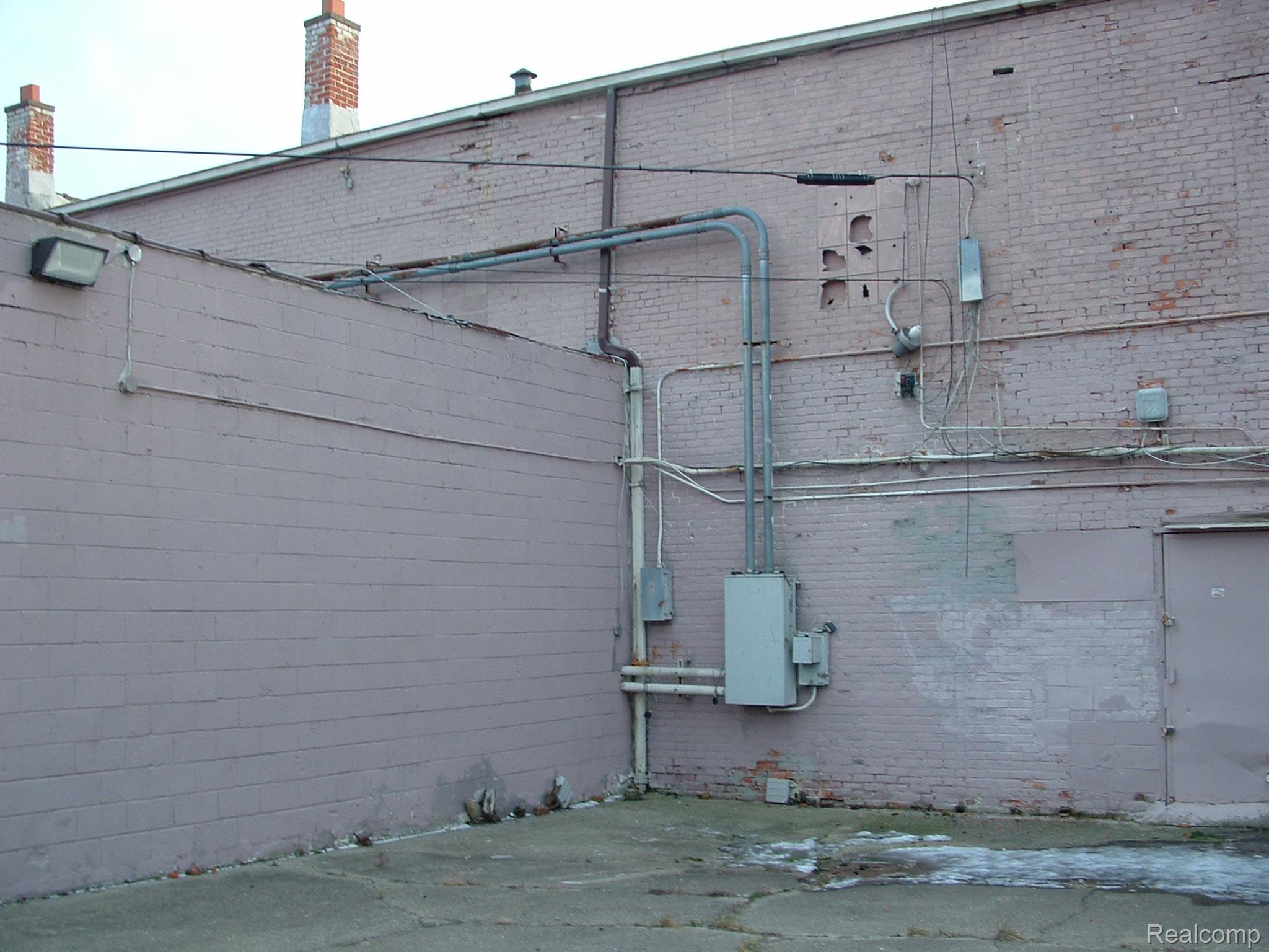 20650 Fenkell Avenue Property Photo 20