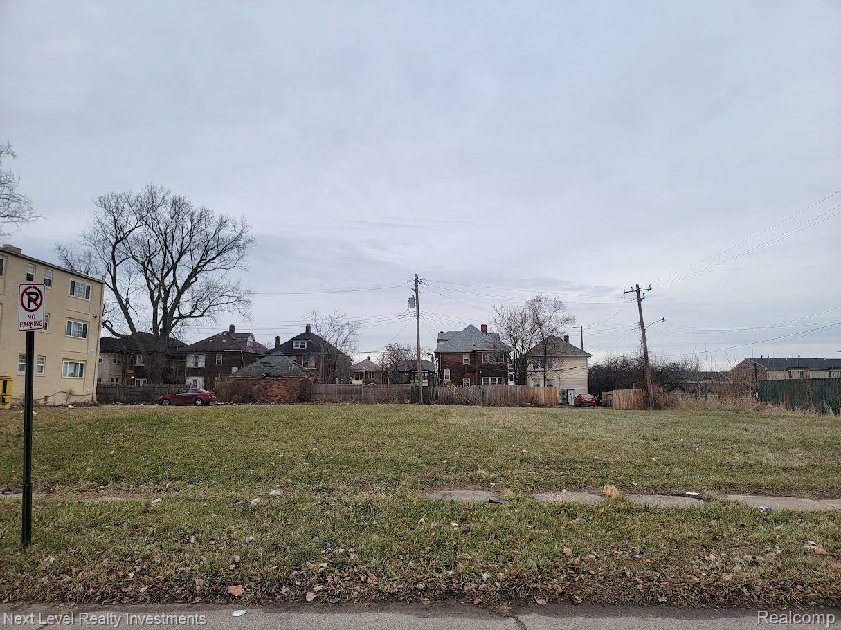 1950 Blaine Street Property Photo 1