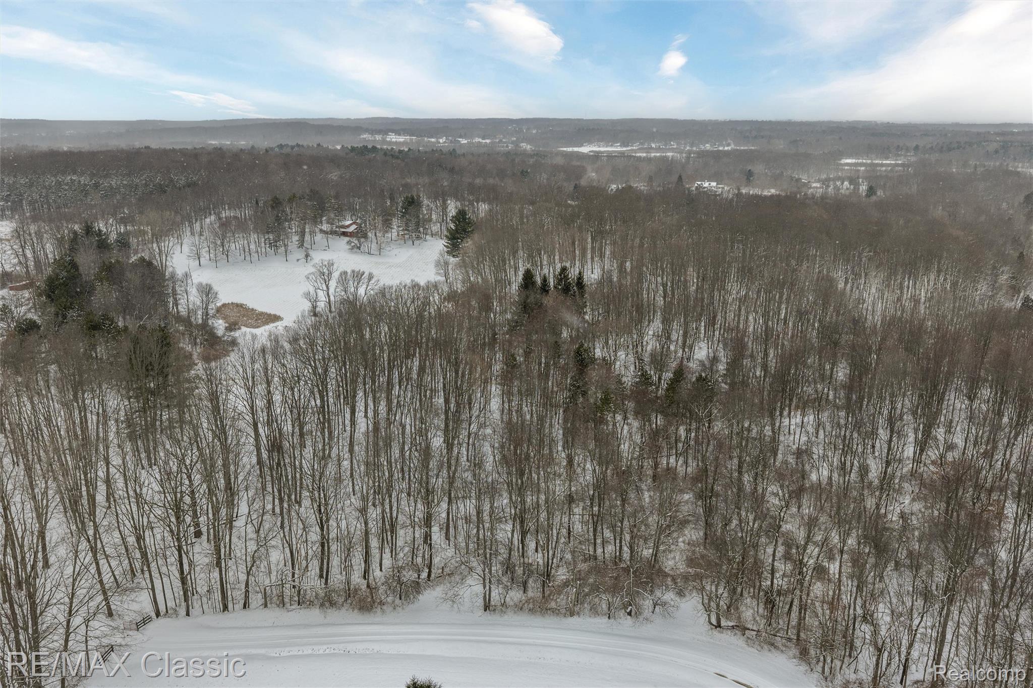 3737 Rock Valley Property Photo 1