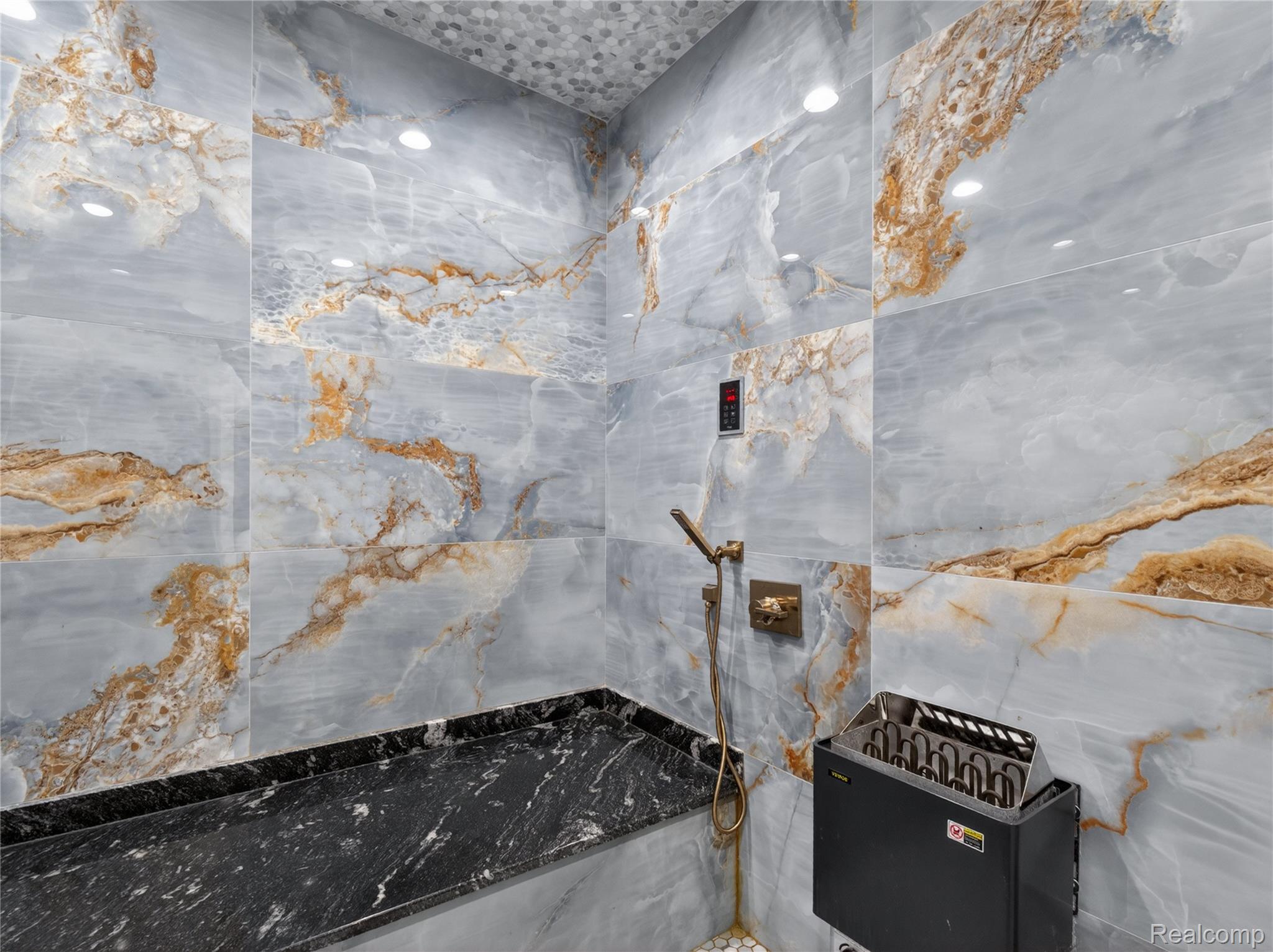 37824 Van Dyke Ave Property Photo 33