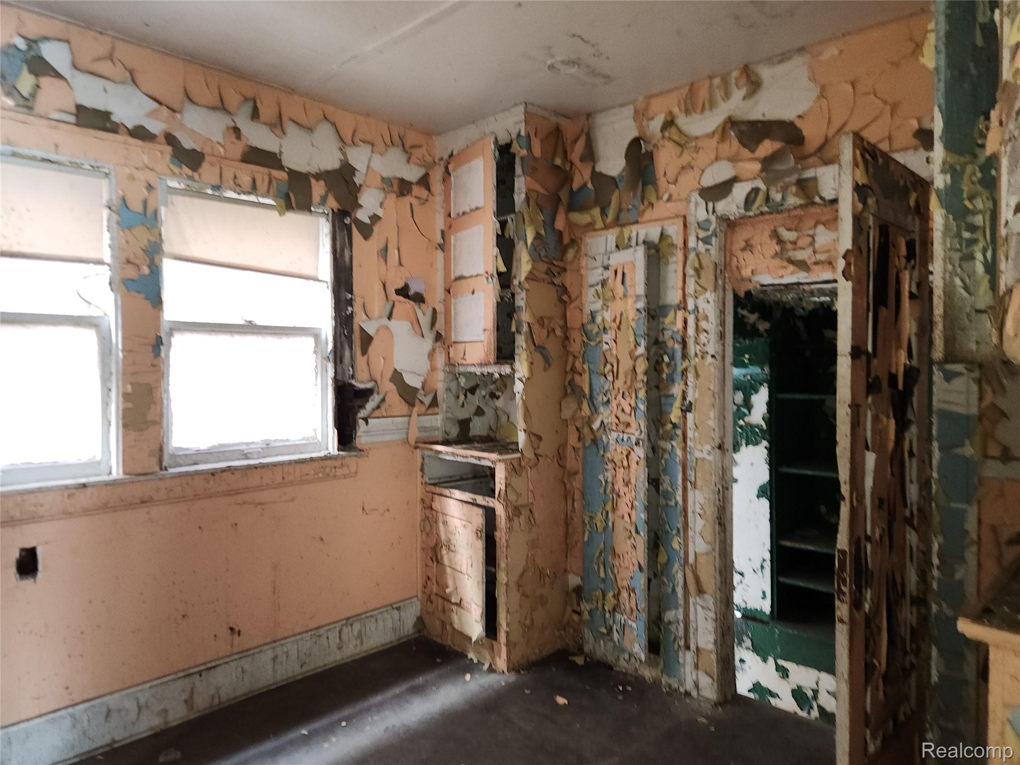4021 Elmhurst Street Property Photo 18