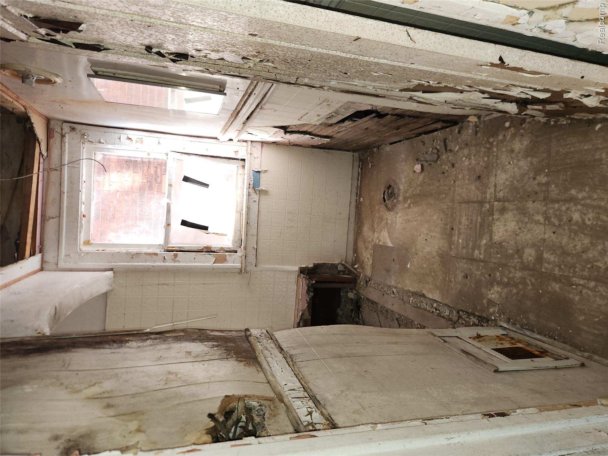 4021 Elmhurst Street Property Photo 20
