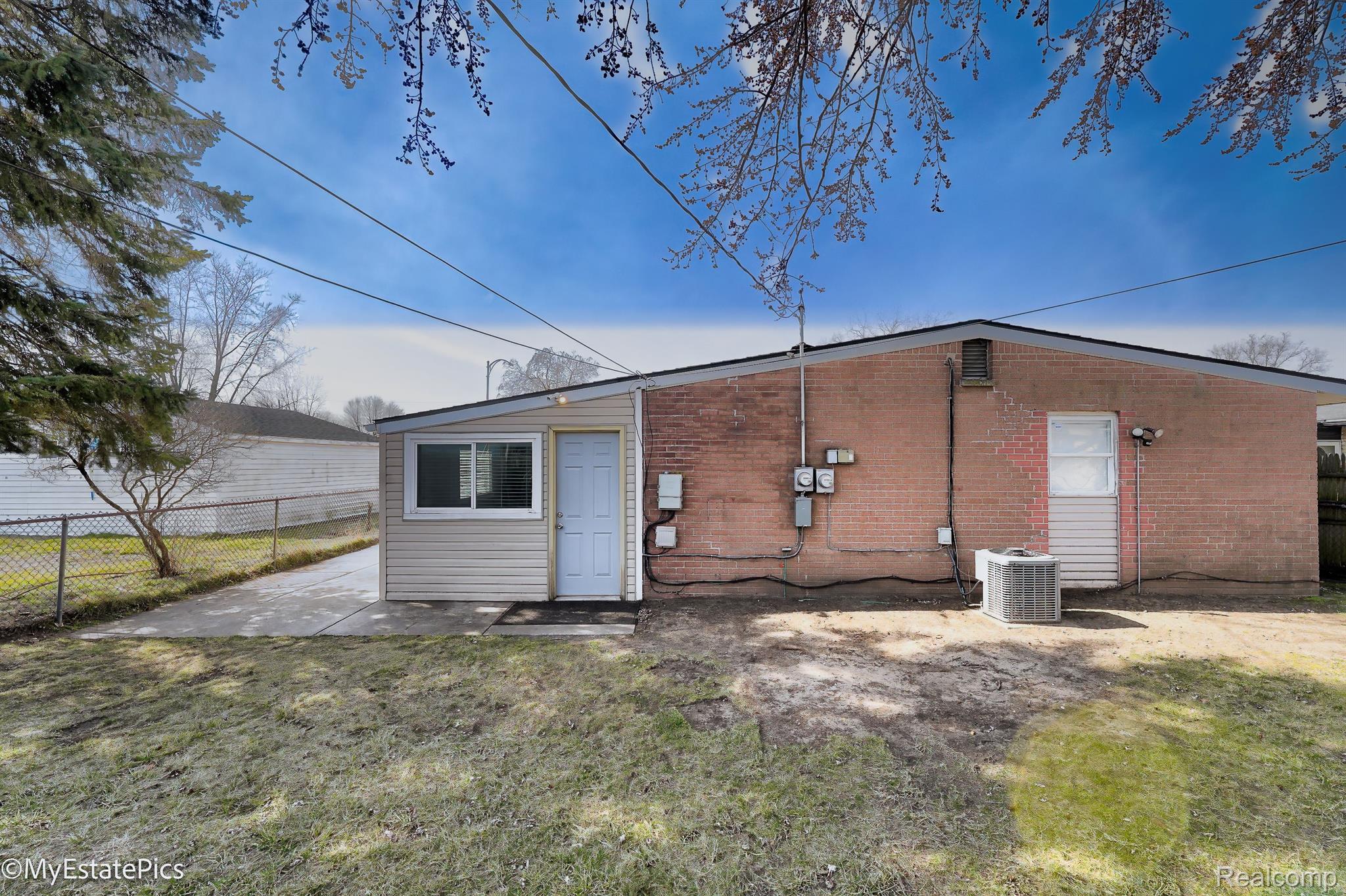 547 S Hawthorne Street Property Photo 10