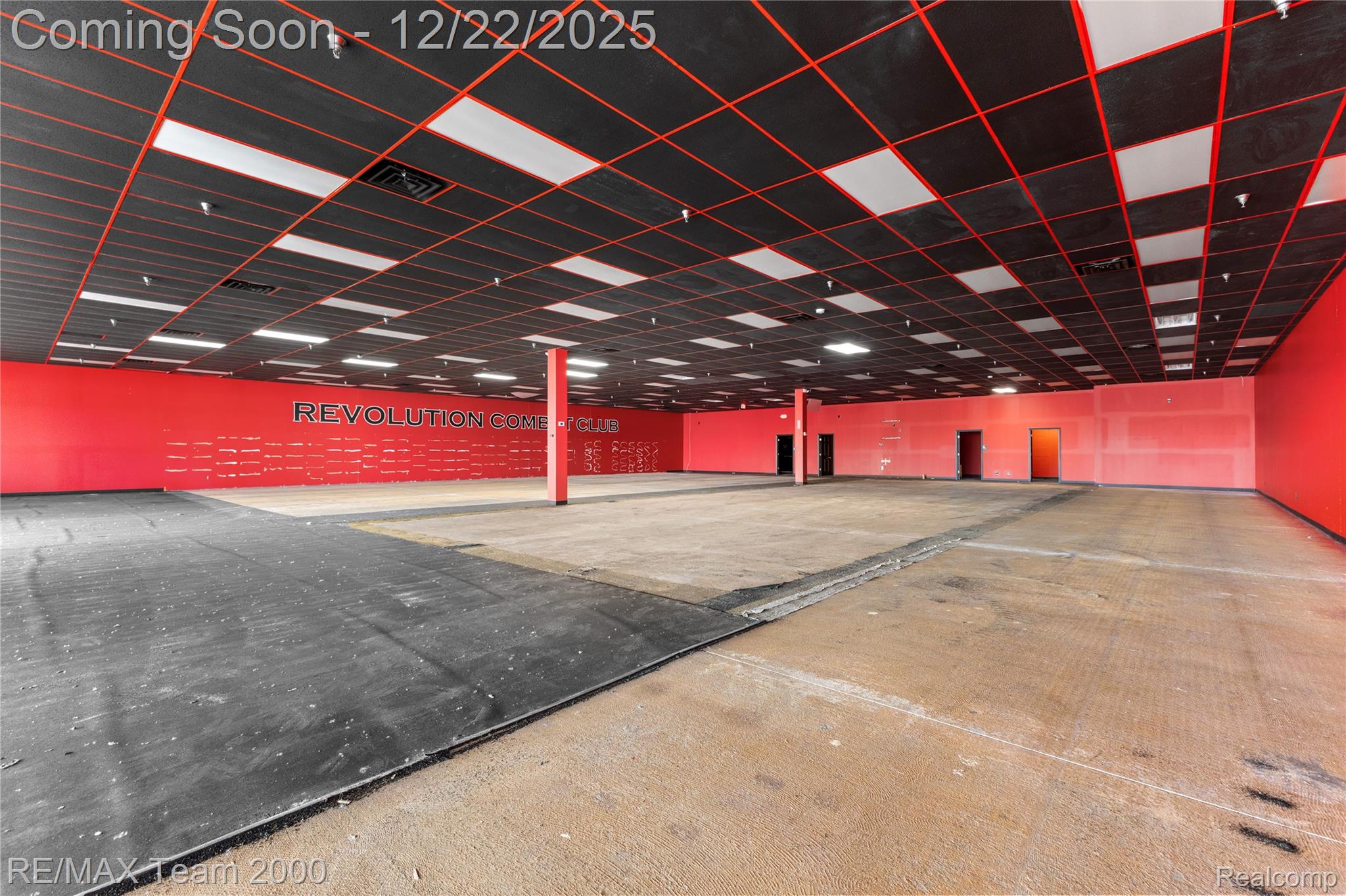 22263-23307 Eureka Road Property Photo 17