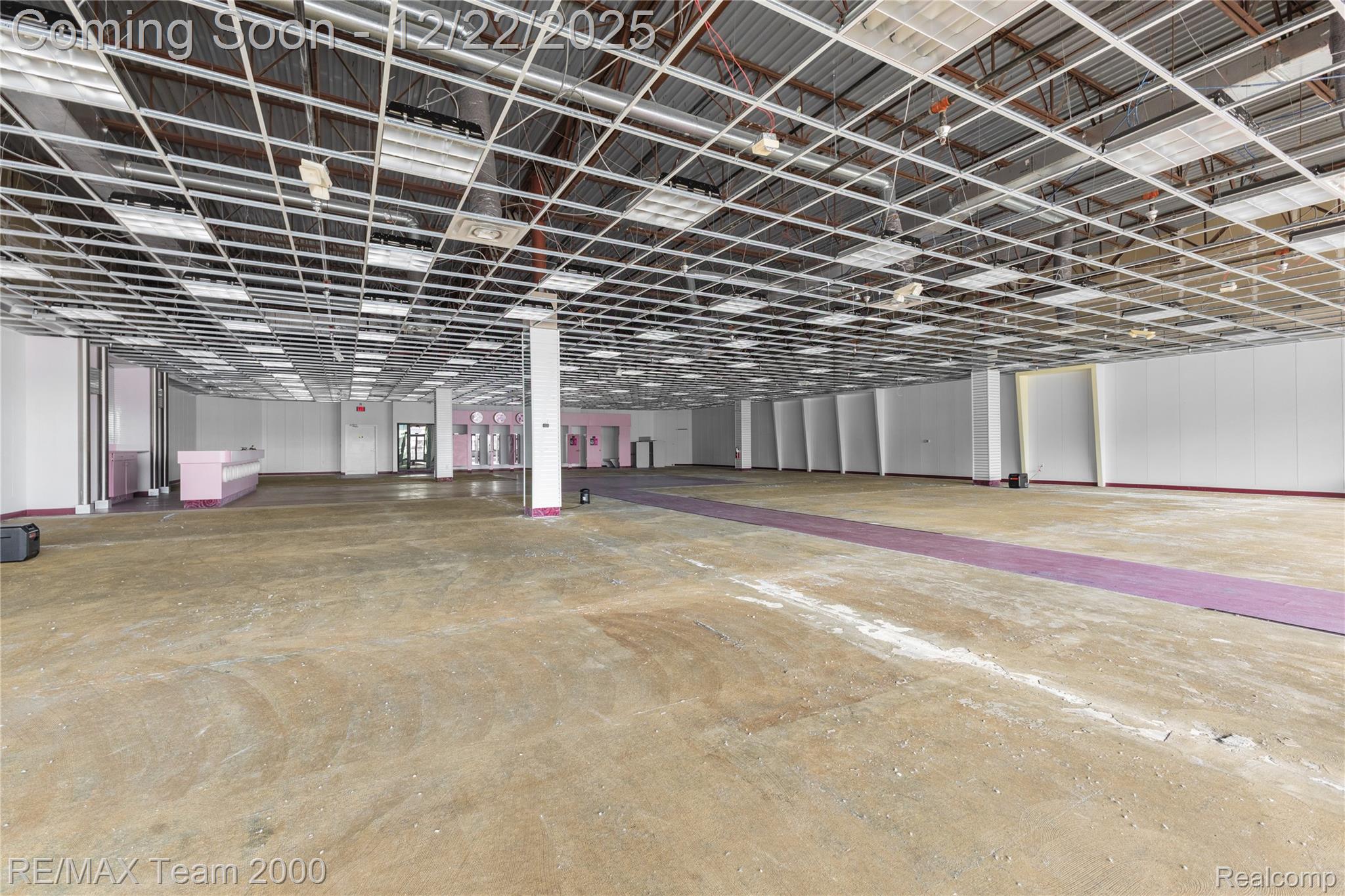 22263-23307 Eureka Road Property Photo 25