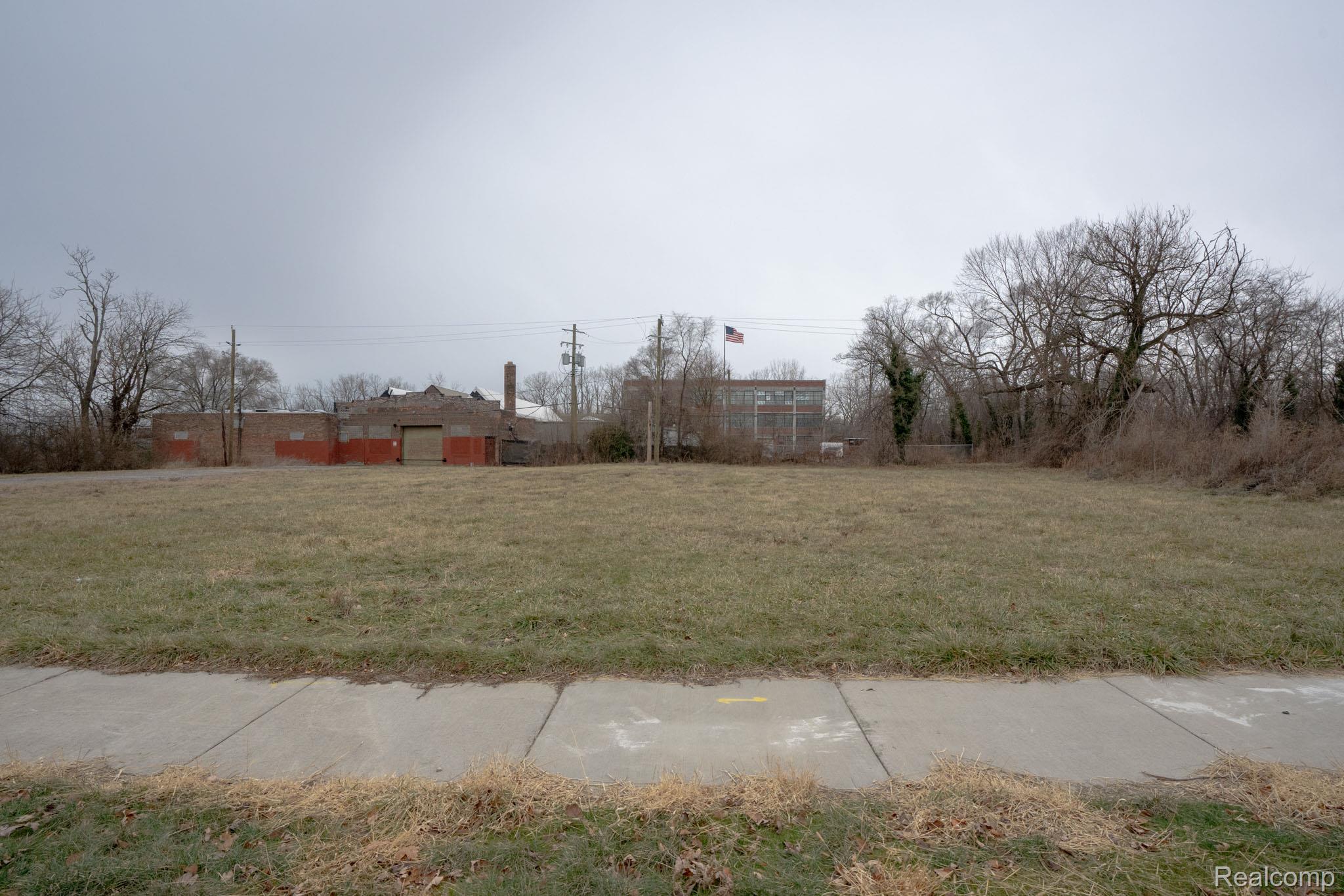 1179 Concord Street Property Photo 5