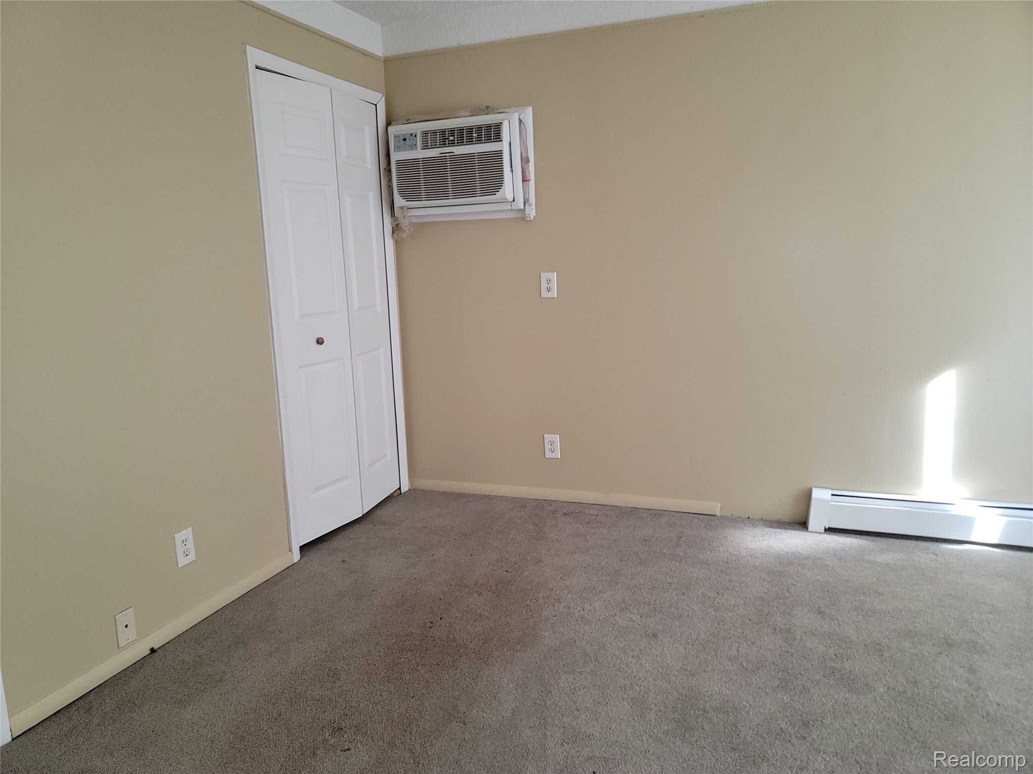 16470 E 9 Mile 104 Property Photo 7