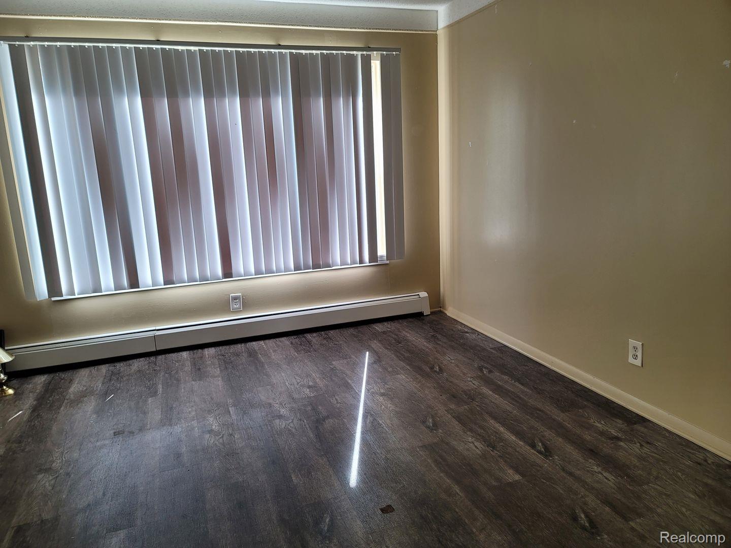 16470 E 9 Mile 104 Property Photo 14