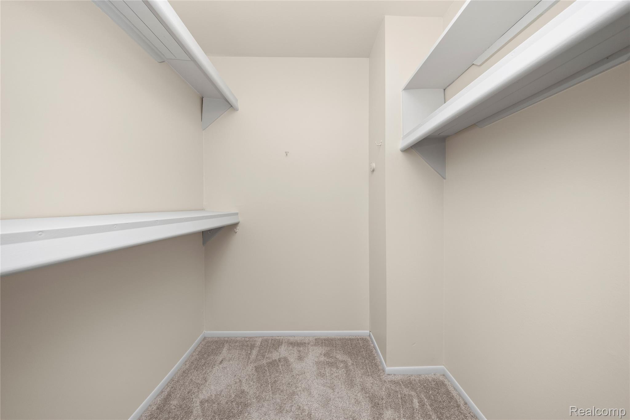 22592 Masonic Property Photo 36