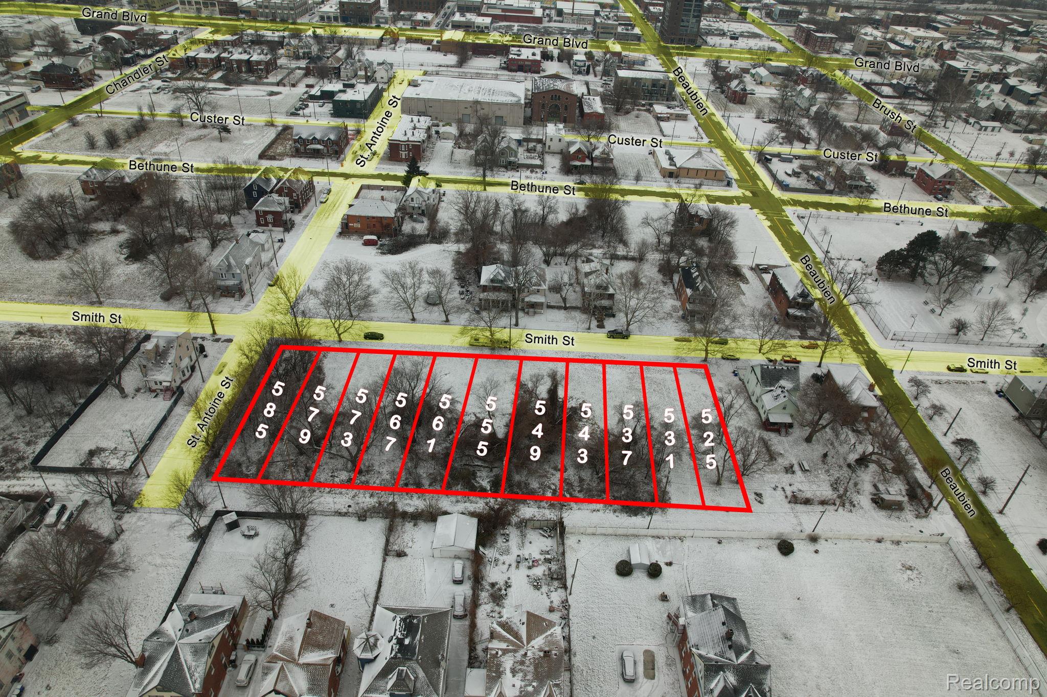 561 Smith Street Property Photo 1
