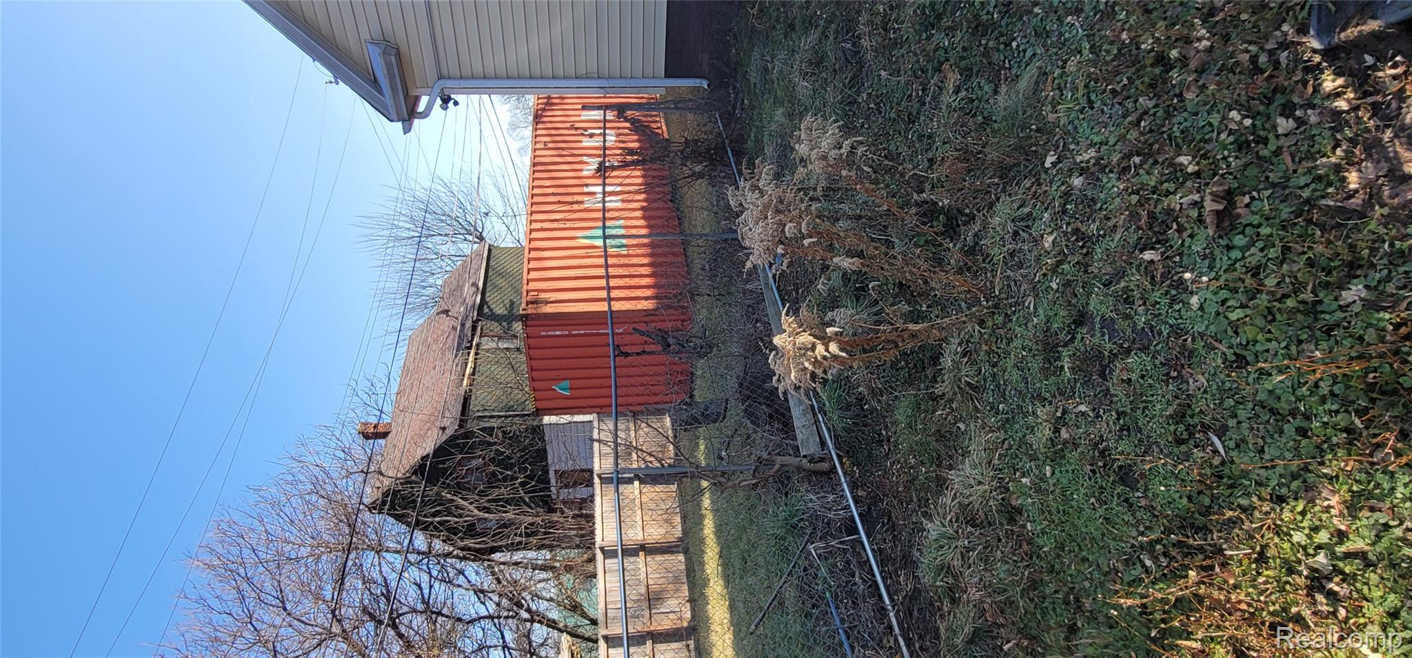 987 E Philadelphia Street Property Photo 20