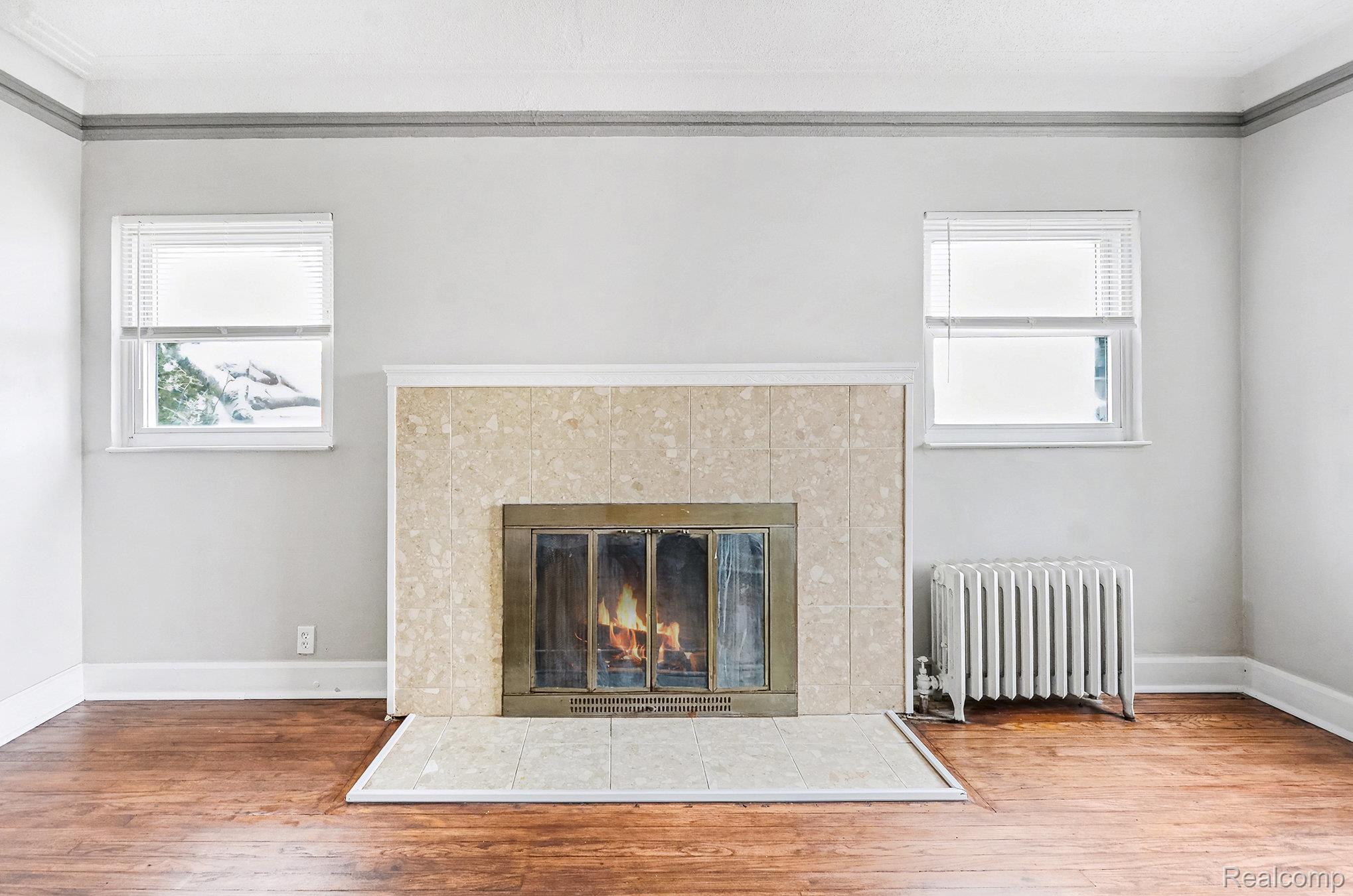 15065 Lincoln Avenue Property Photo 7