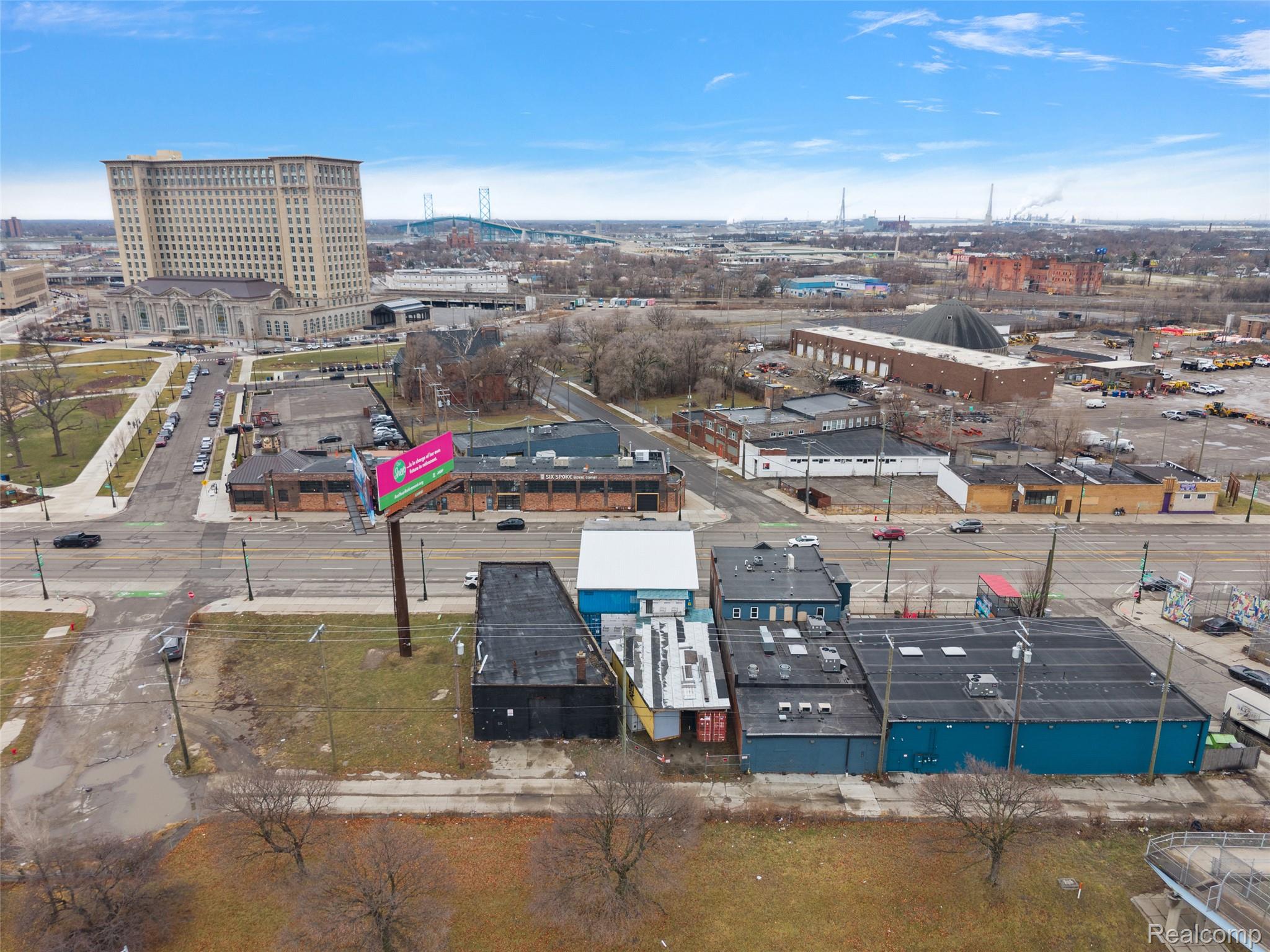 2426 Michigan Avenue Property Photo 22