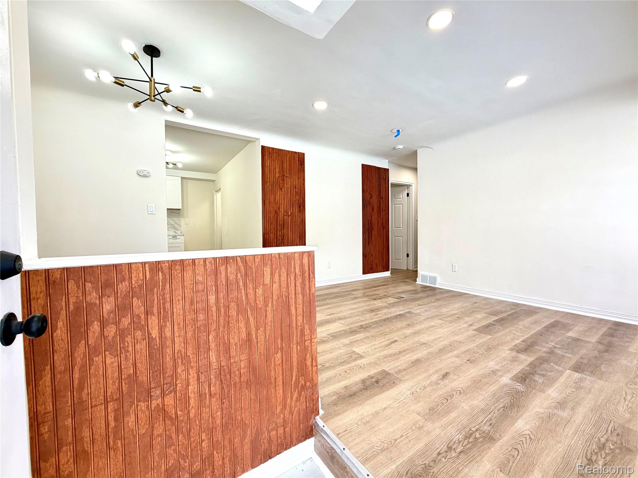 9550 Heyden Street Property Photo 7