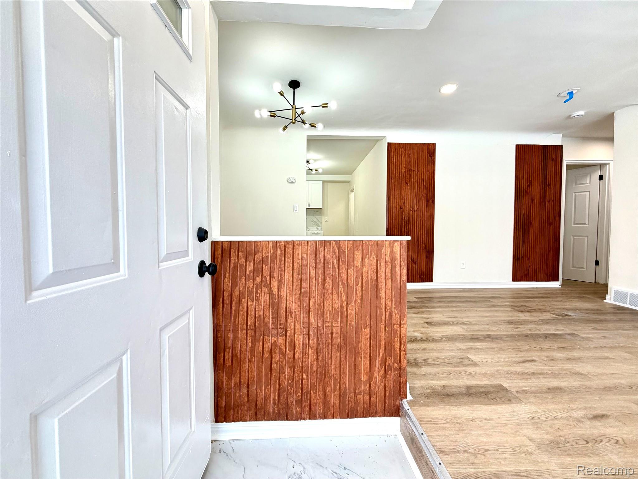 9550 Heyden Street Property Photo 8