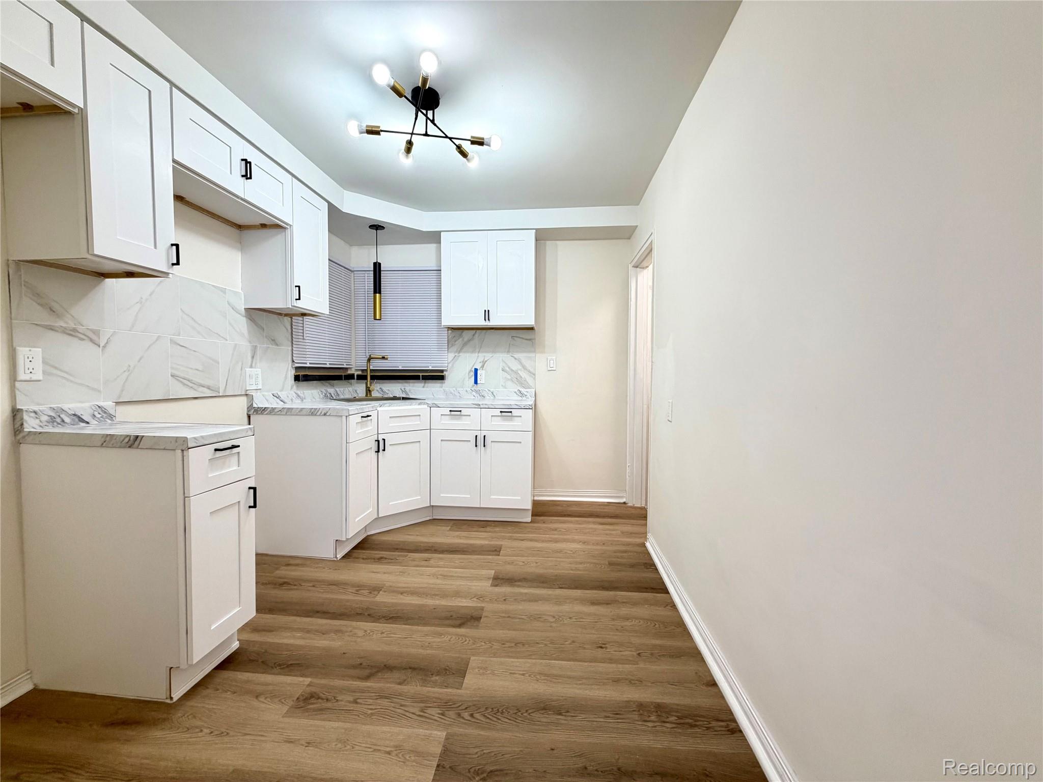 9550 Heyden Street Property Photo 13