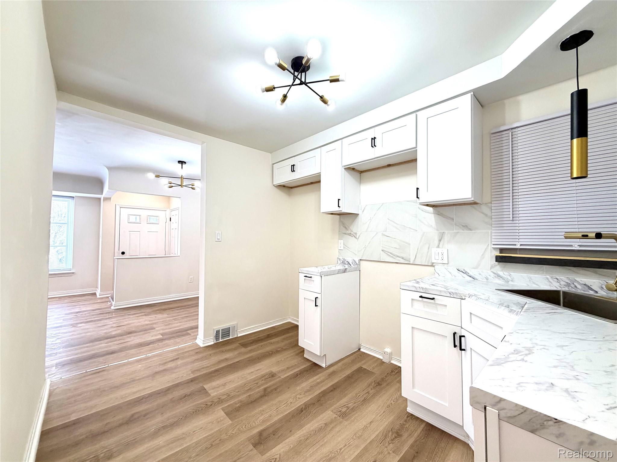 9550 Heyden Street Property Photo 17