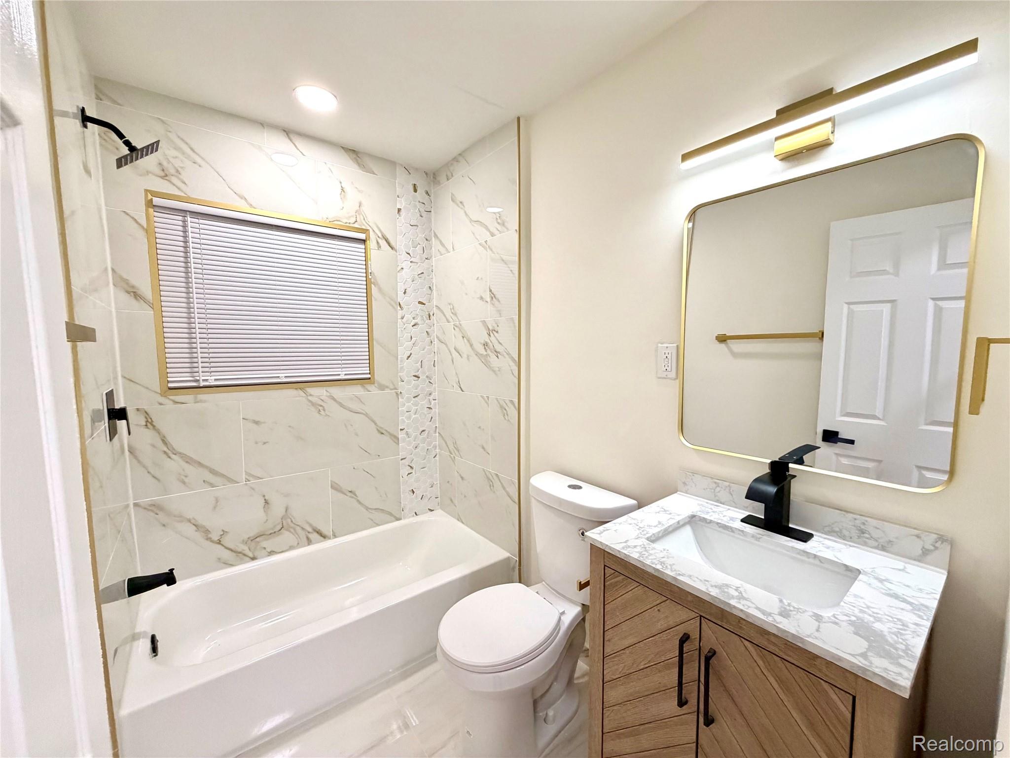 9550 Heyden Street Property Photo 23