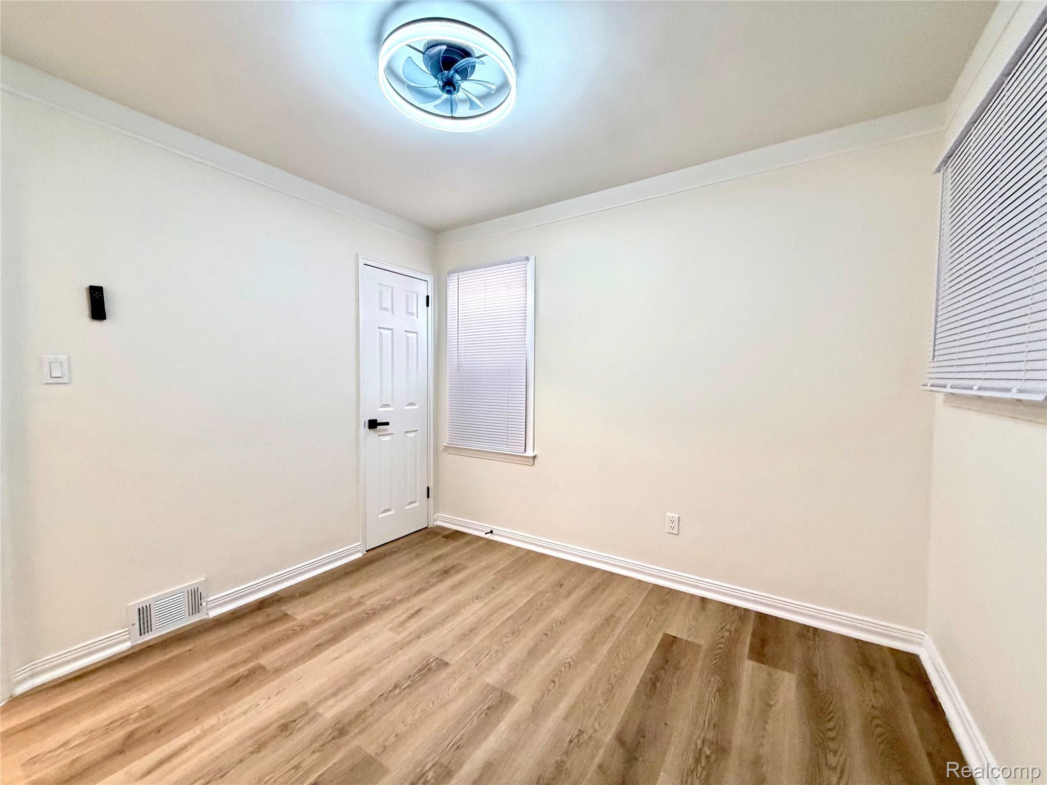 9550 Heyden Street Property Photo 25