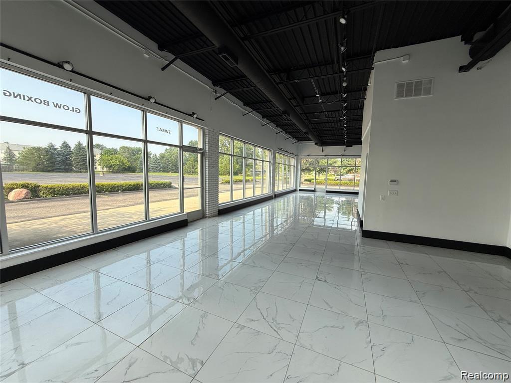 1537 E Pierson Road Property Photo 17