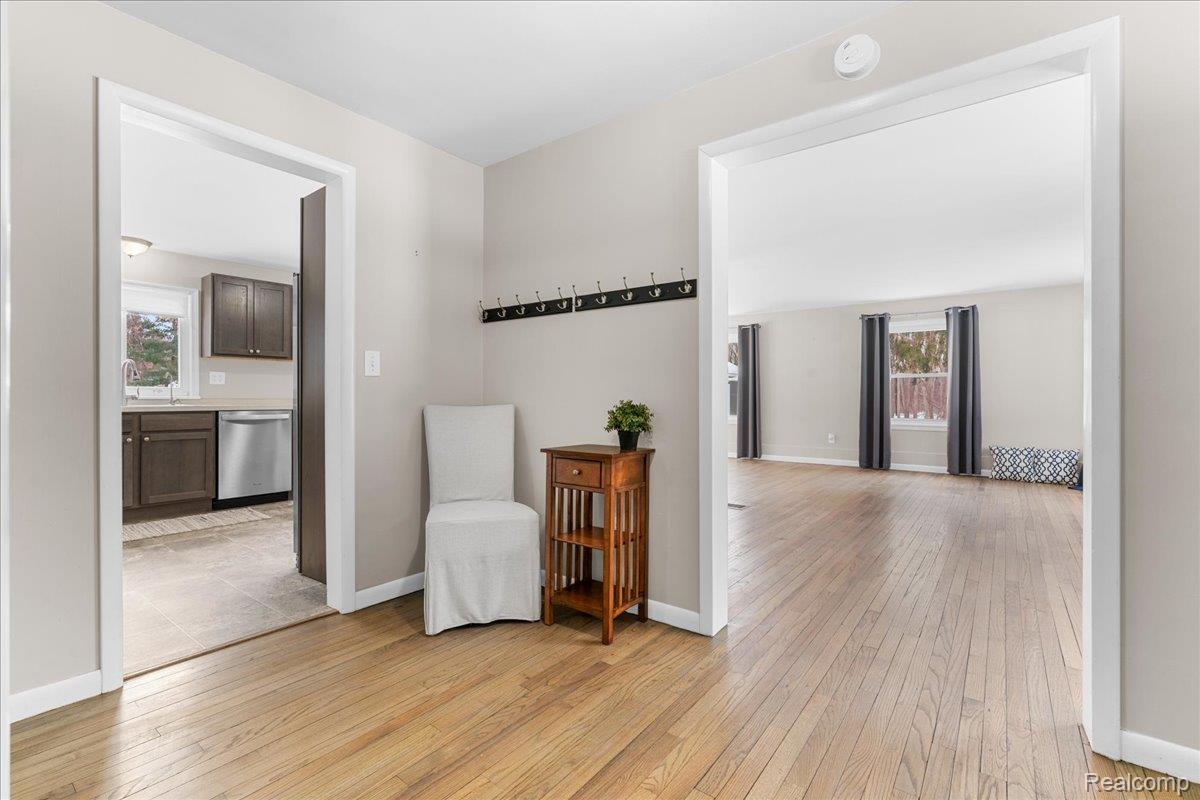 4666 Brighton Road Property Photo 17