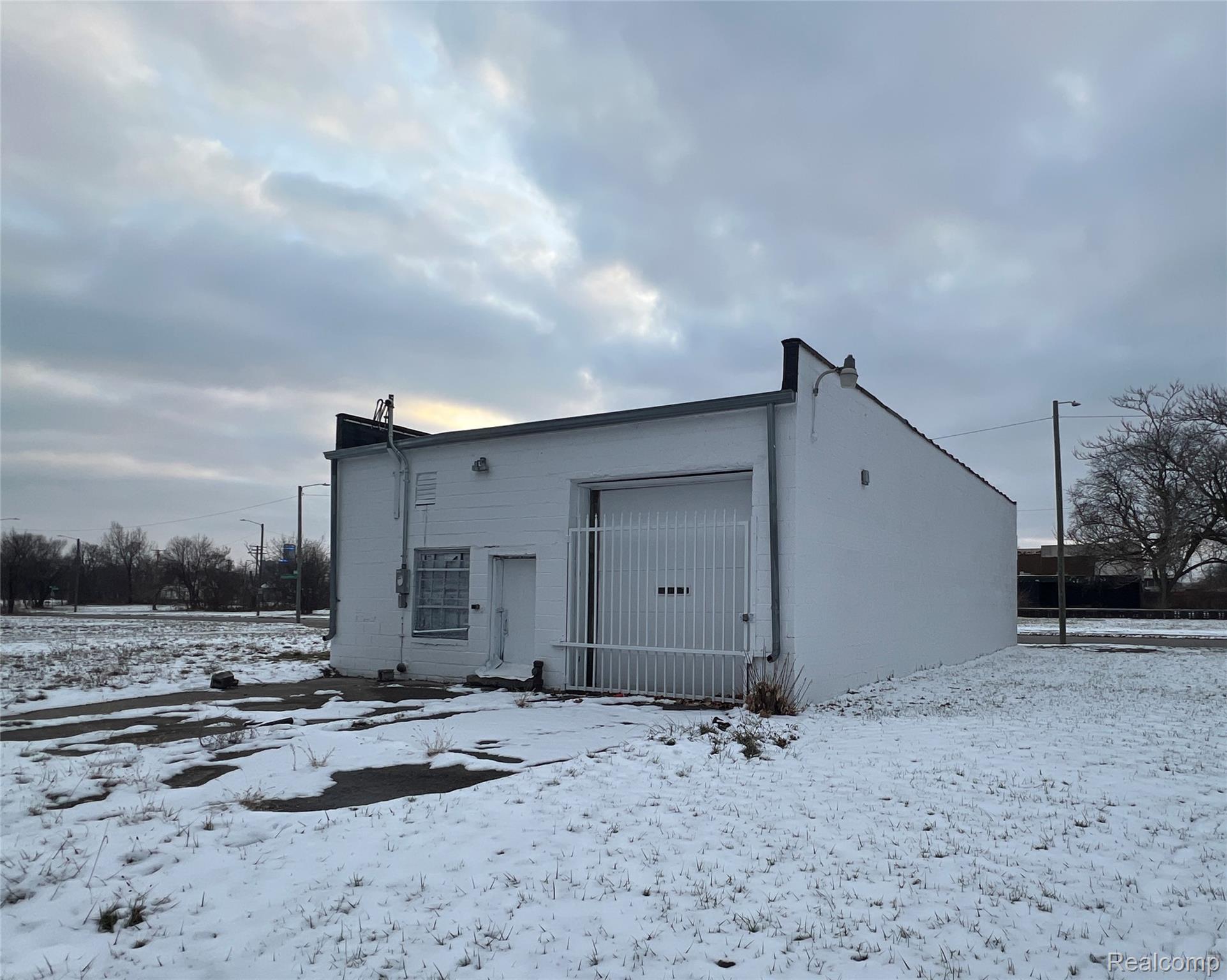 4118 Chene Street Property Photo 4