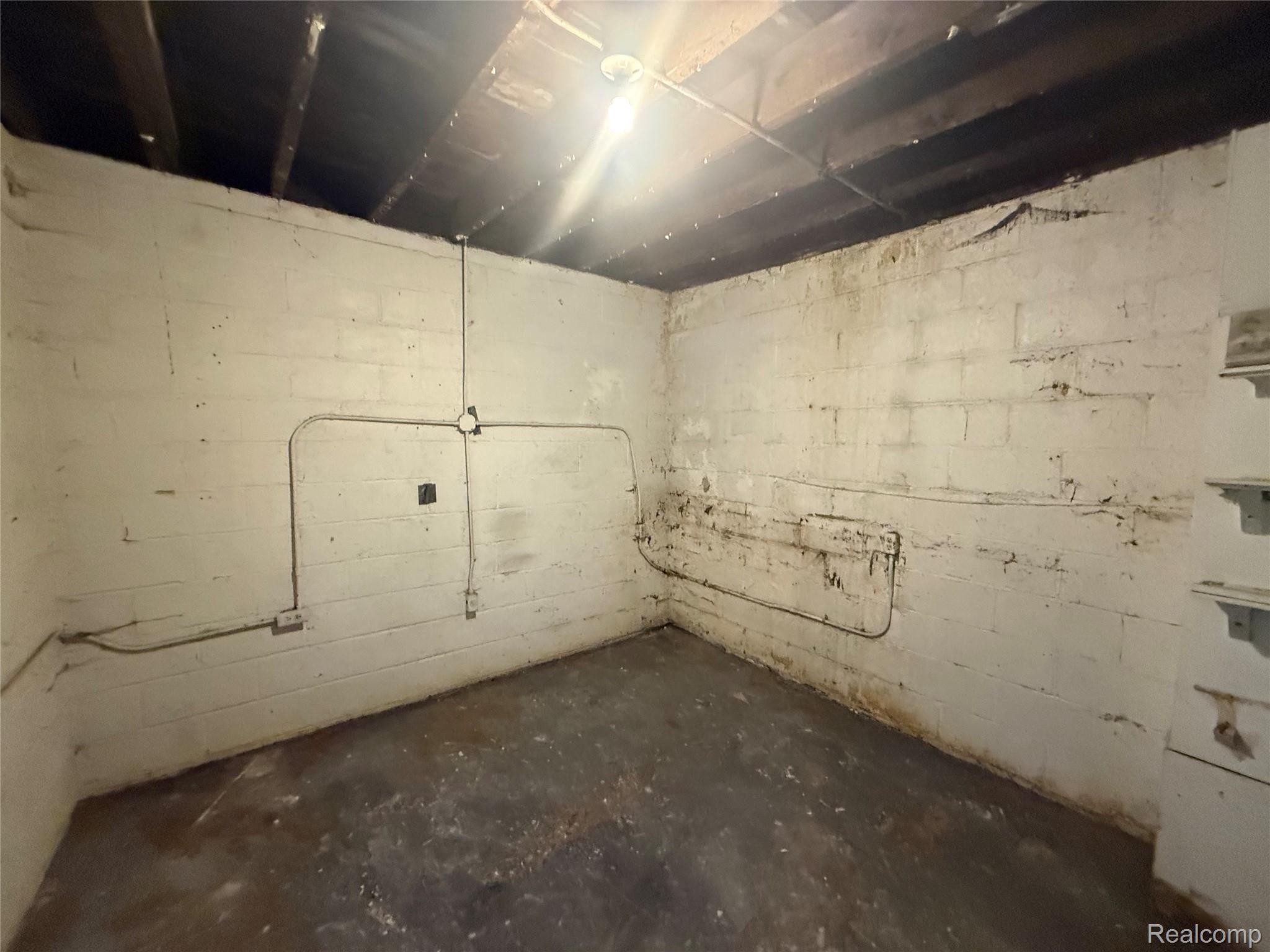 4118 Chene Street Property Photo 11
