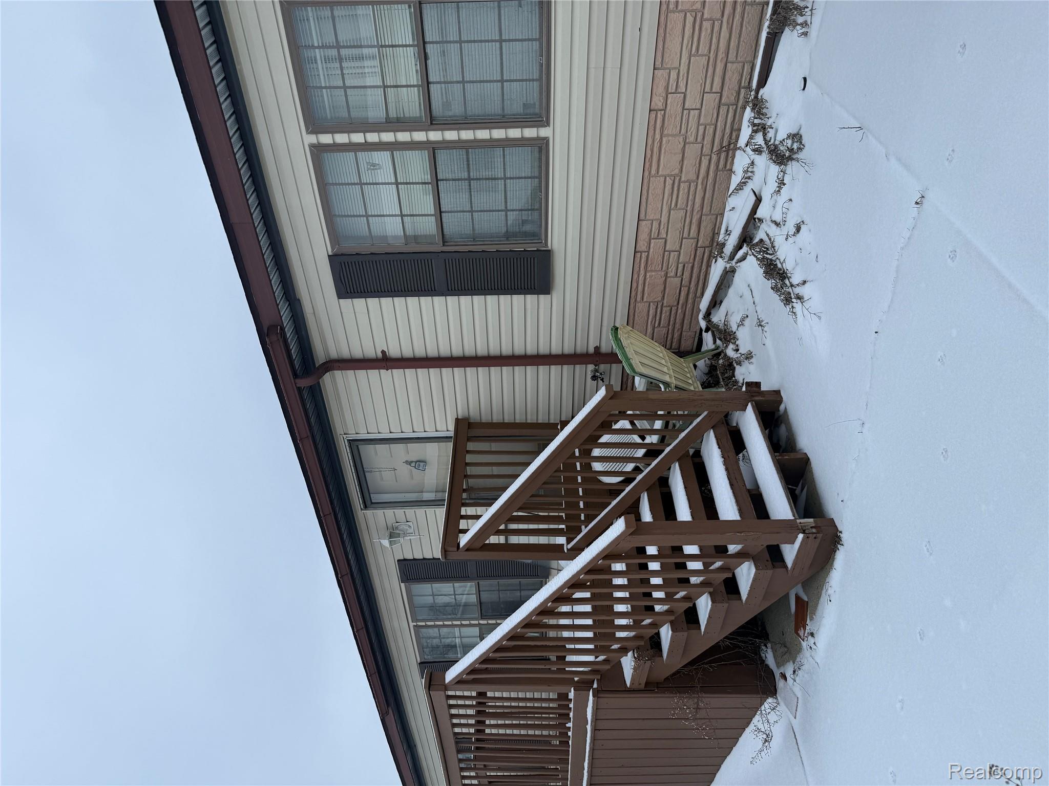 2222 S Sheeran Drive Property Photo 1