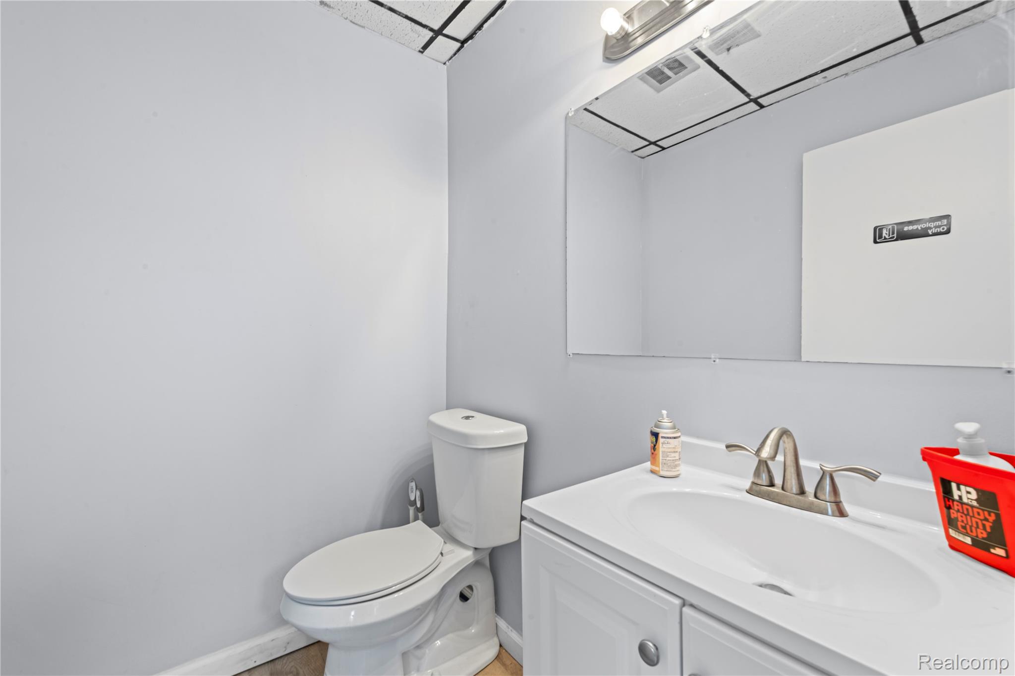 43911 Van Dyke Property Photo 25