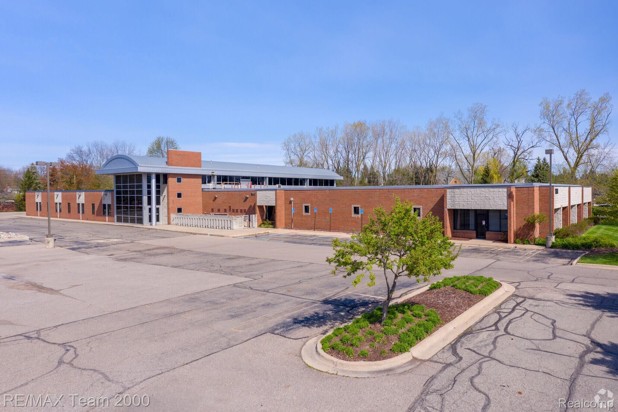 14111 Middlebelt Road Property Photo 1