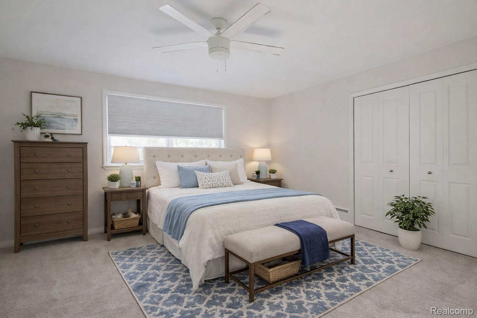 2440 Parmenter Boulevard Property Photo 10