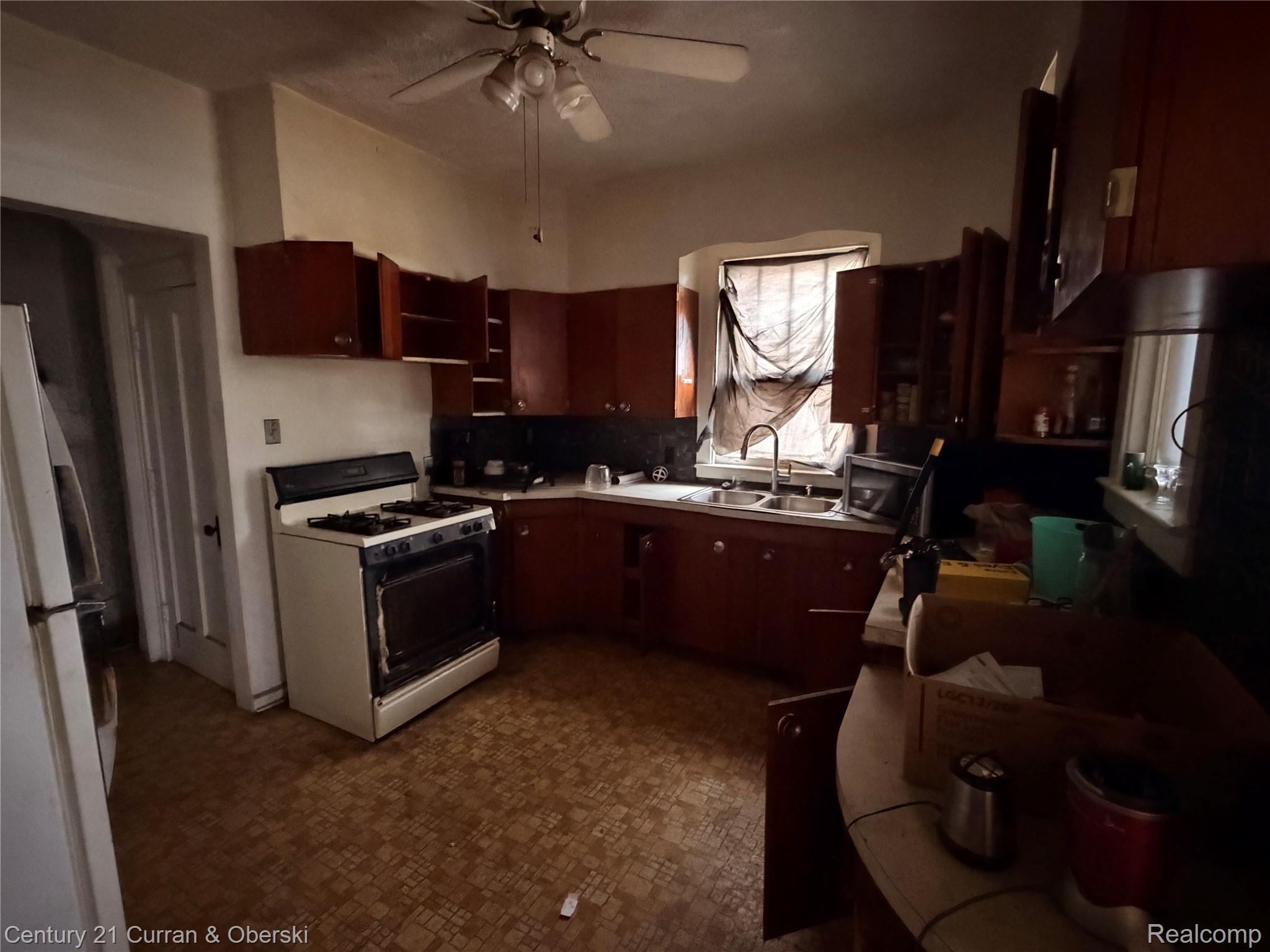 107 Mclean Street Property Photo 7