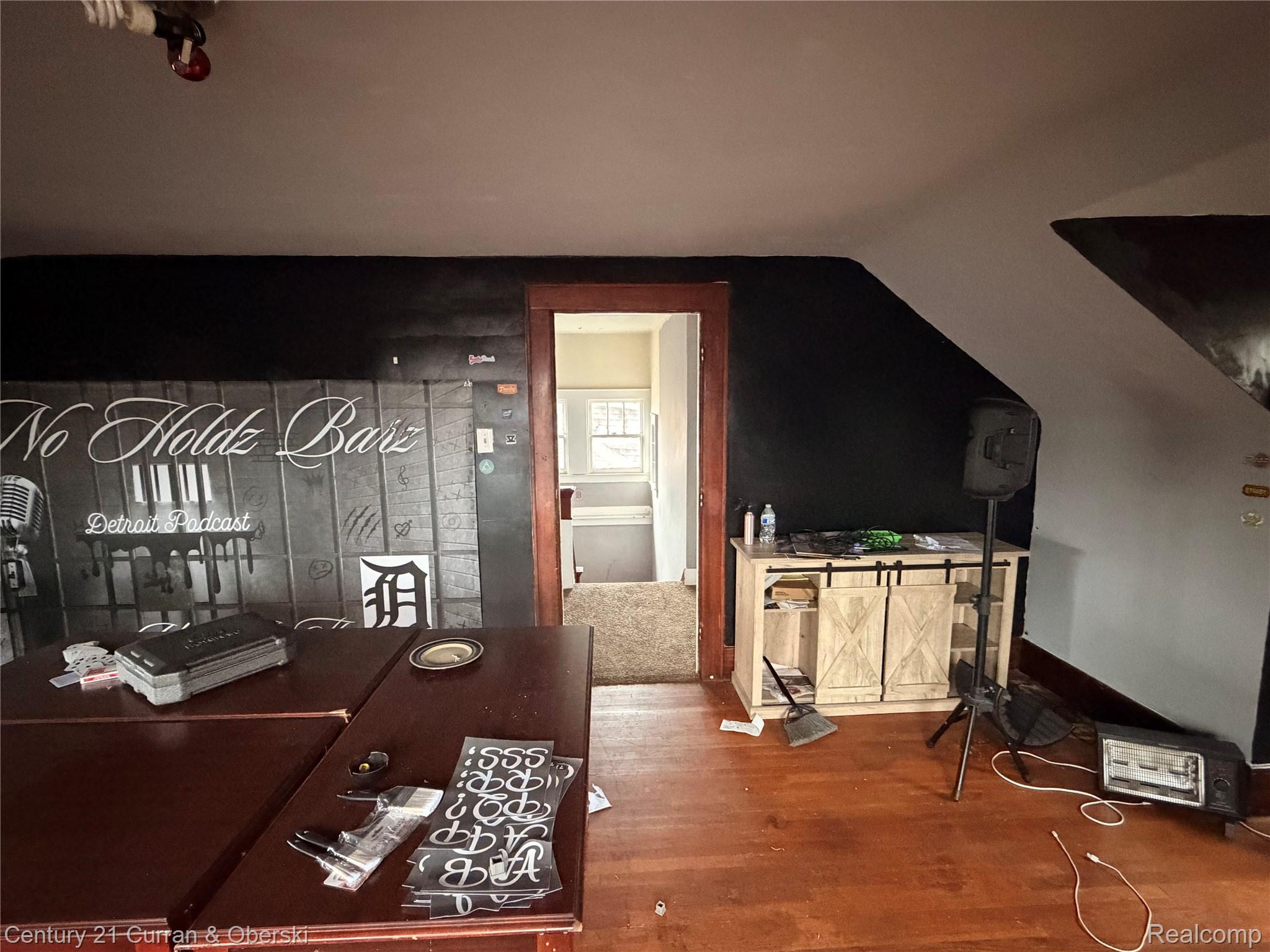 107 Mclean Street Property Photo 23