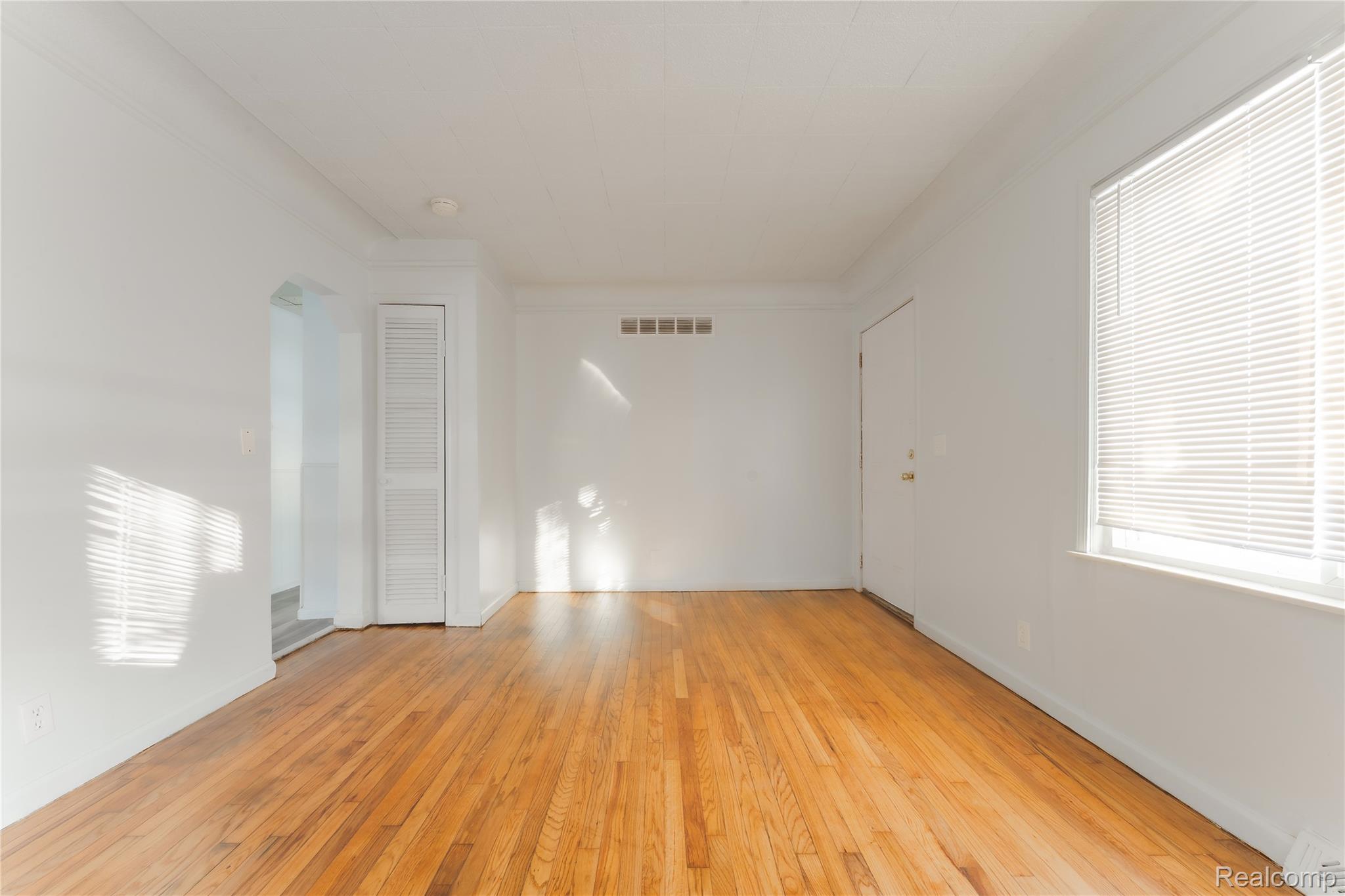 4524 Fleming Street Property Photo 7