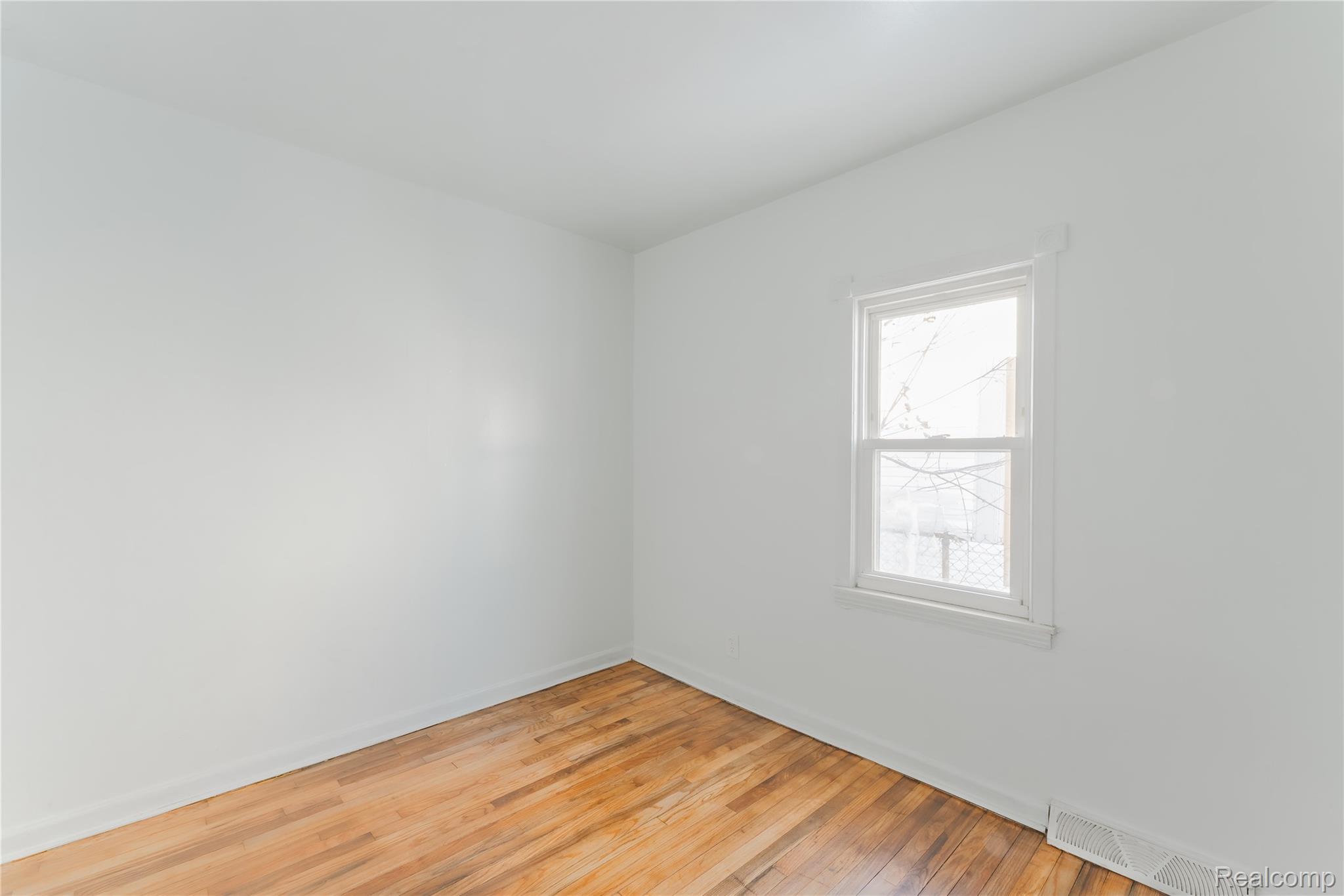 4524 Fleming Street Property Photo 17