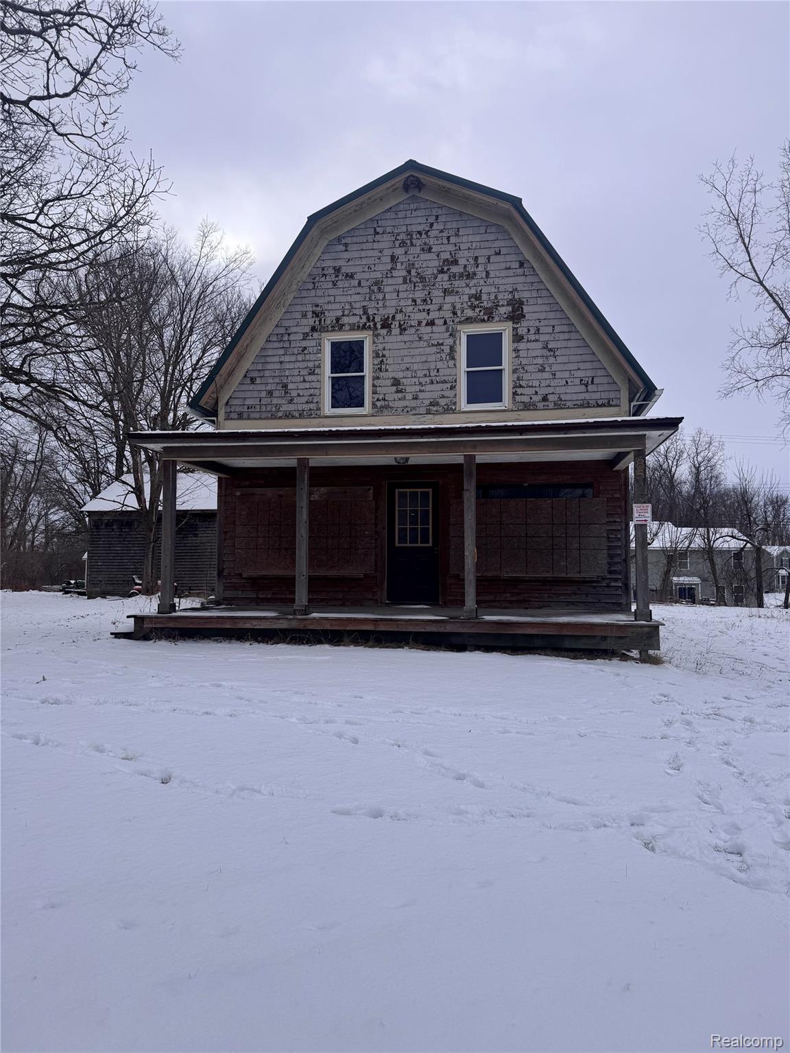 8545 Jackson Road Property Photo 1
