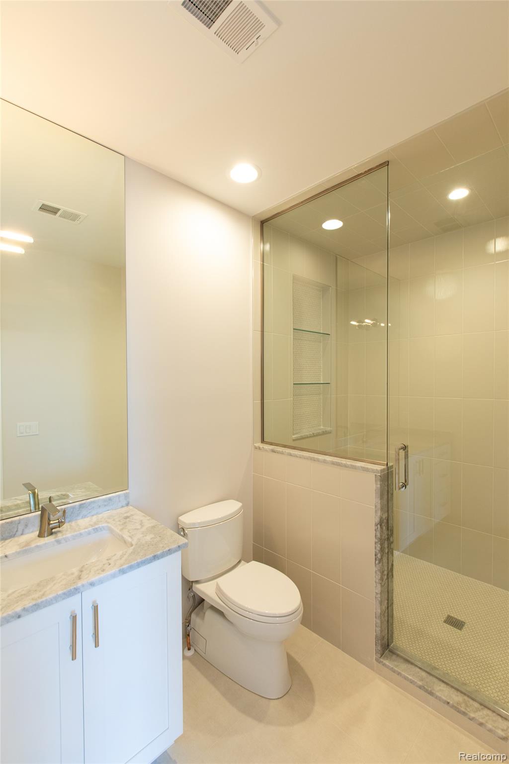 3215 Pompilio Drive Property Photo 14