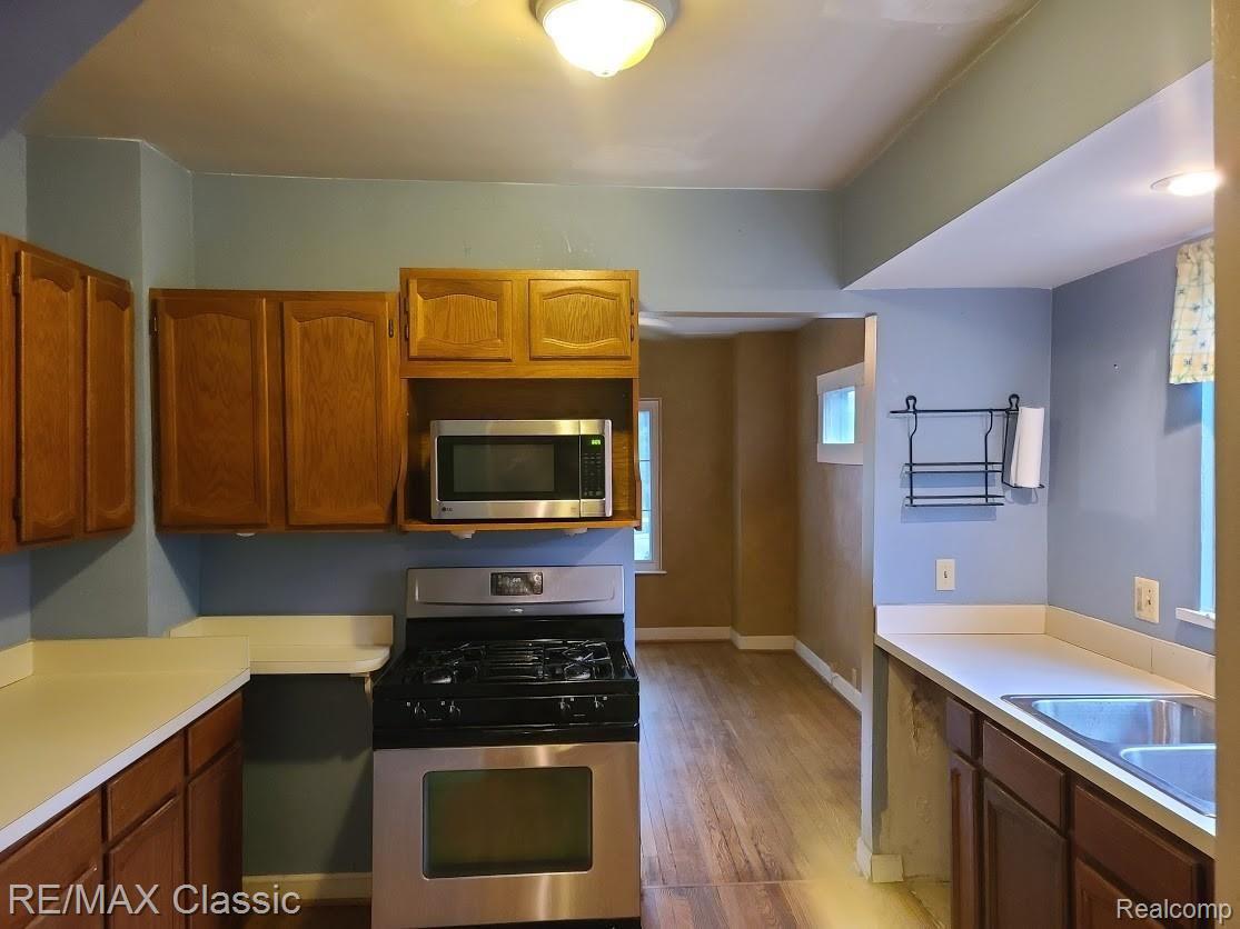 304 Baker Street Property Photo 10