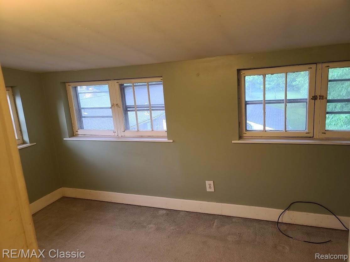 304 Baker Street Property Photo 15