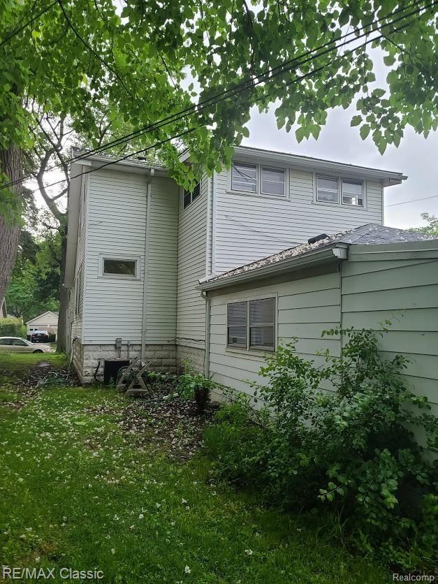 304 Baker Street Property Photo 27