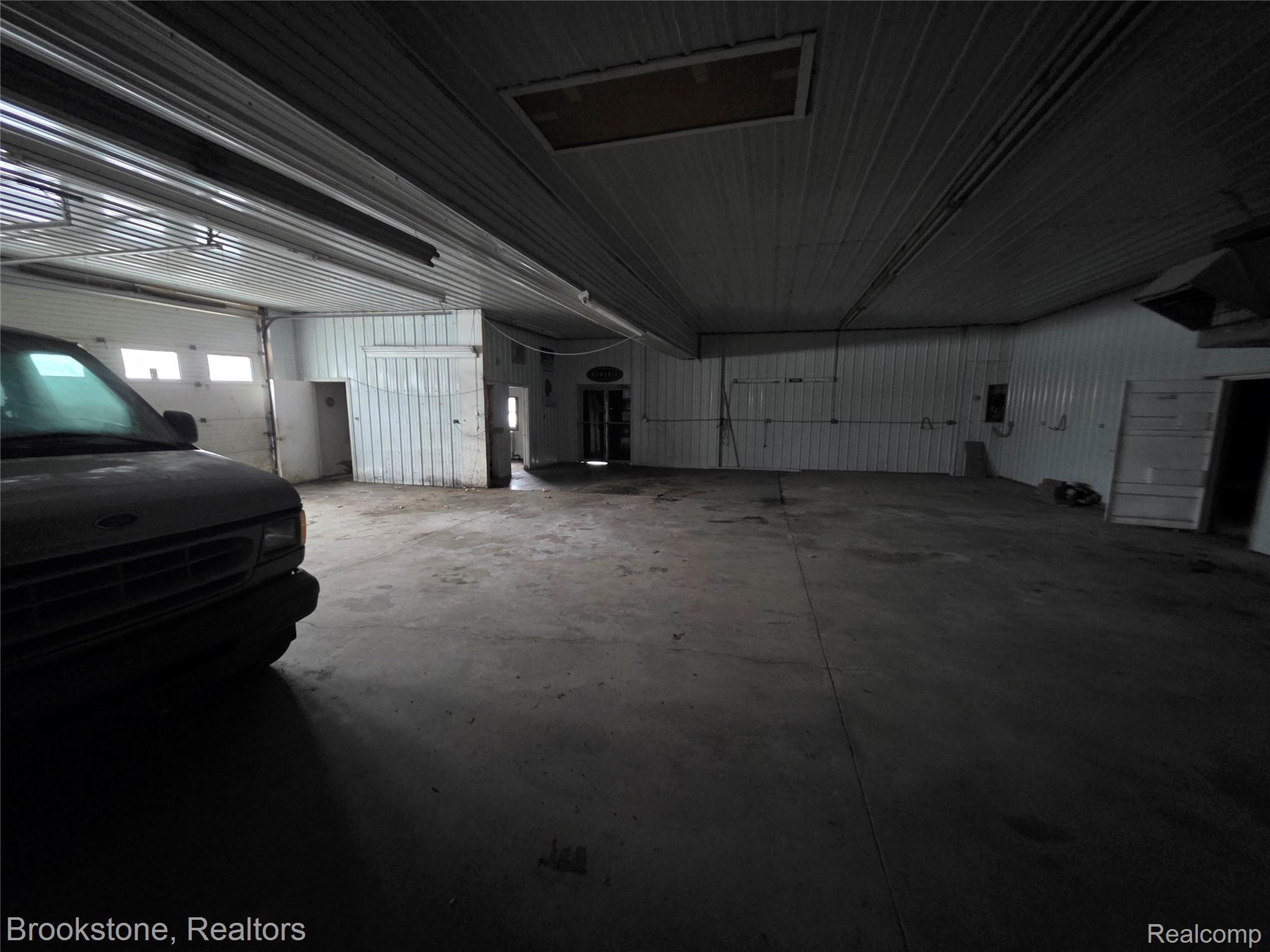 7435 N Dort Highway Property Photo 7
