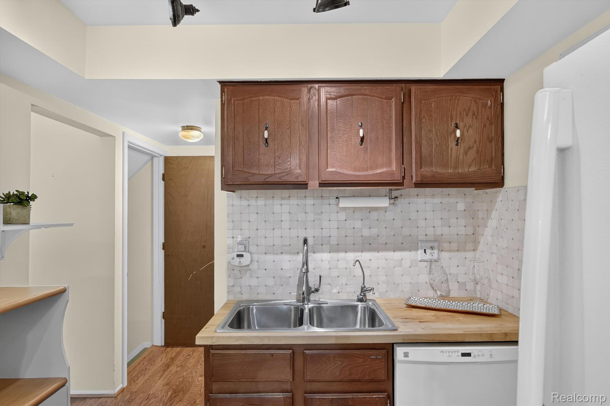 24570 Quad Park Lane Property Photo 5