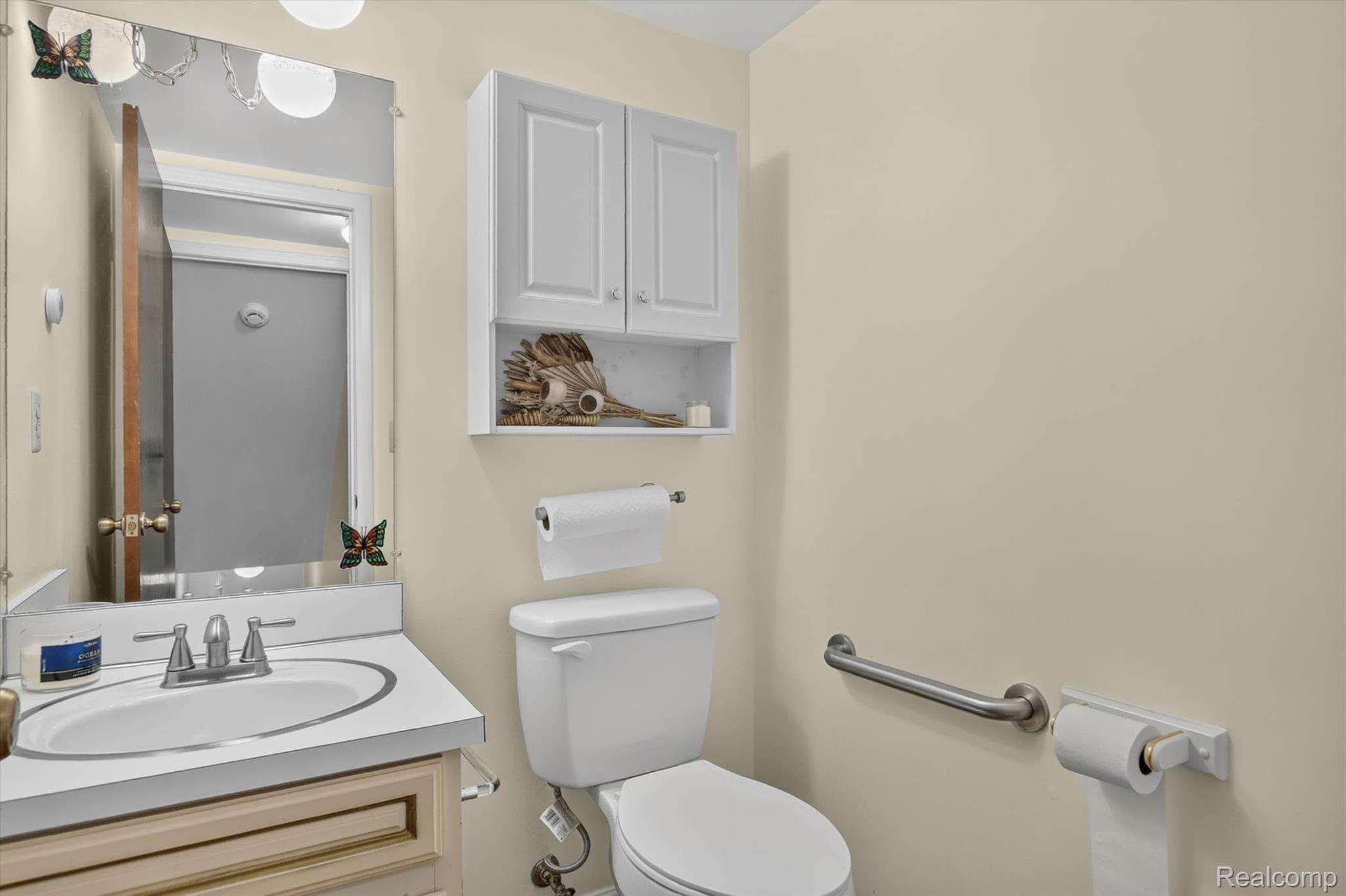 24570 Quad Park Lane Property Photo 8