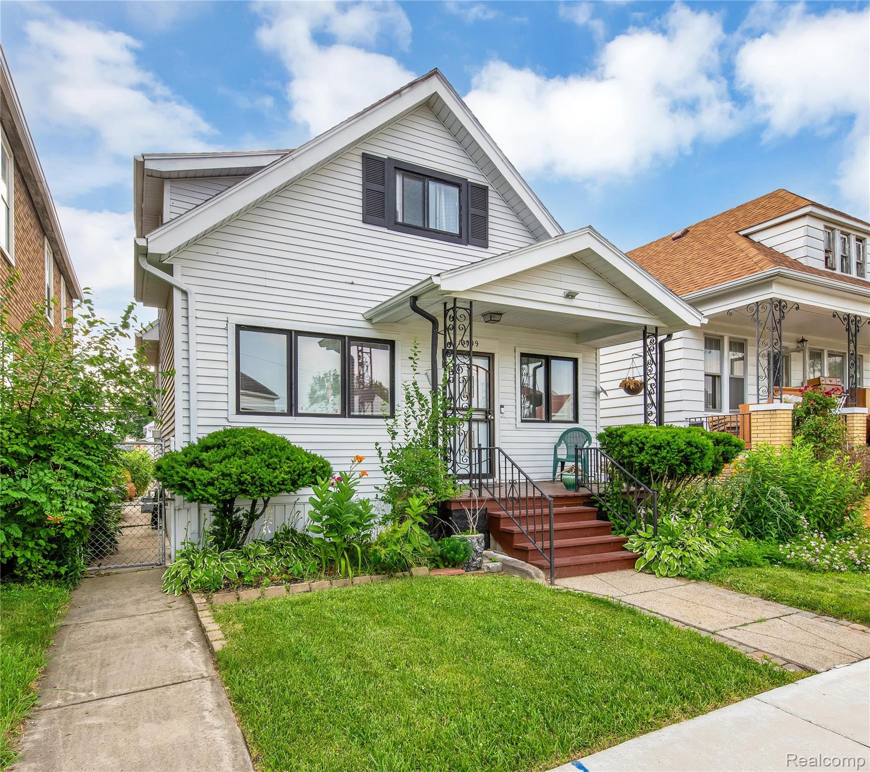 12099 Klinger Street Property Photo 1
