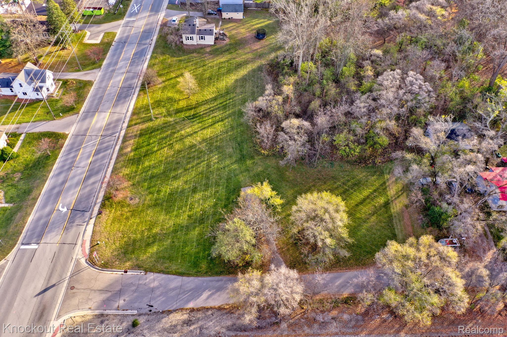 416/424 Goodrich Street Property Photo 2