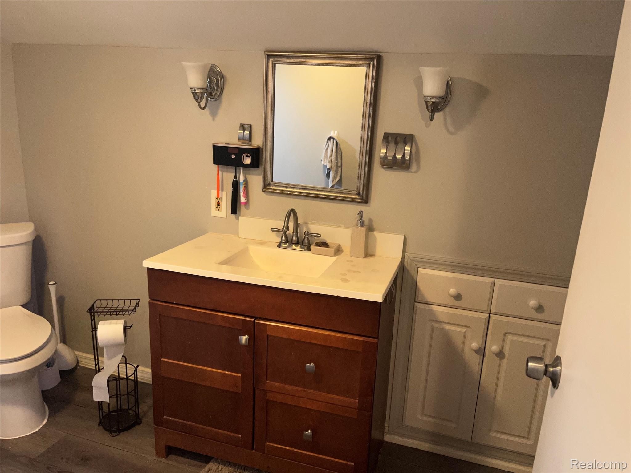 8054 Potomac Property Photo 14