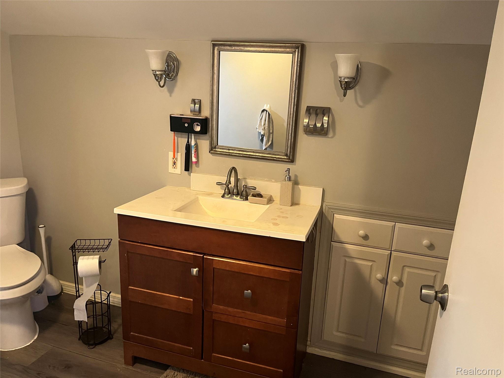 8054 Potomac Property Photo 15