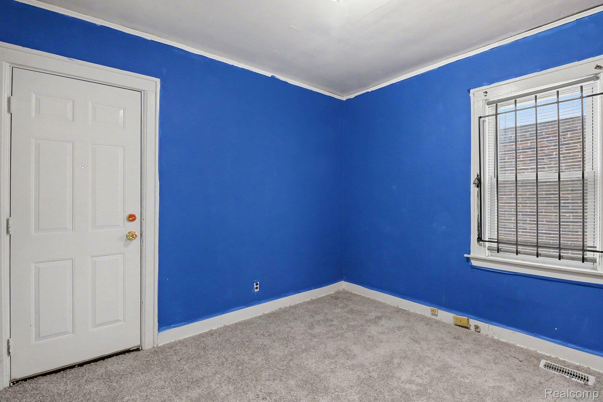 10336 W Point Street Property Photo 14