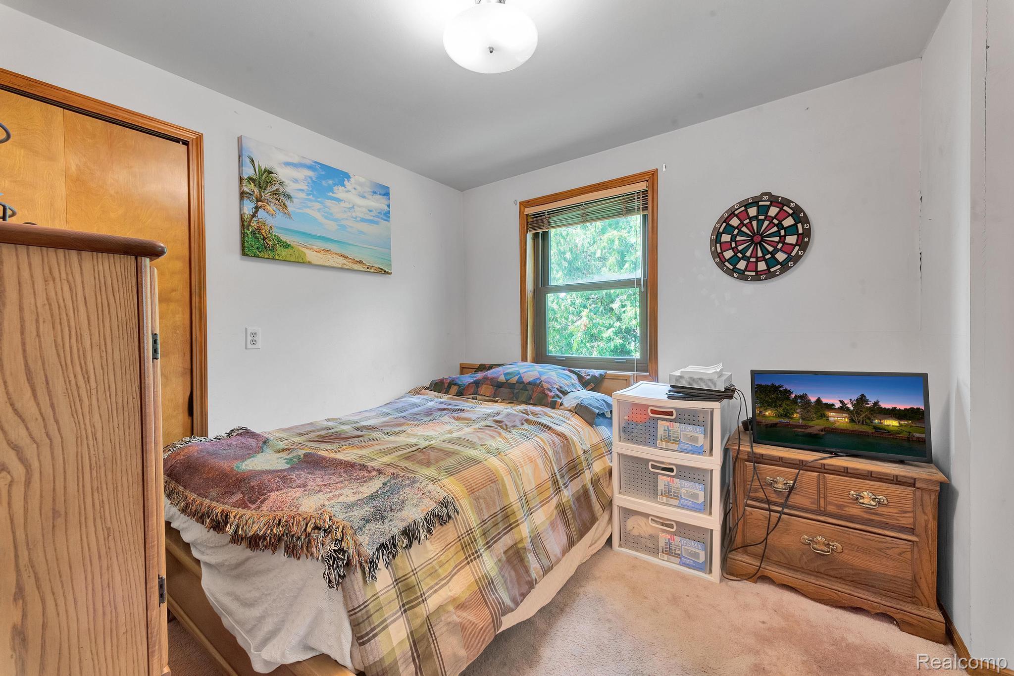 429 Edgewater Property Photo 25