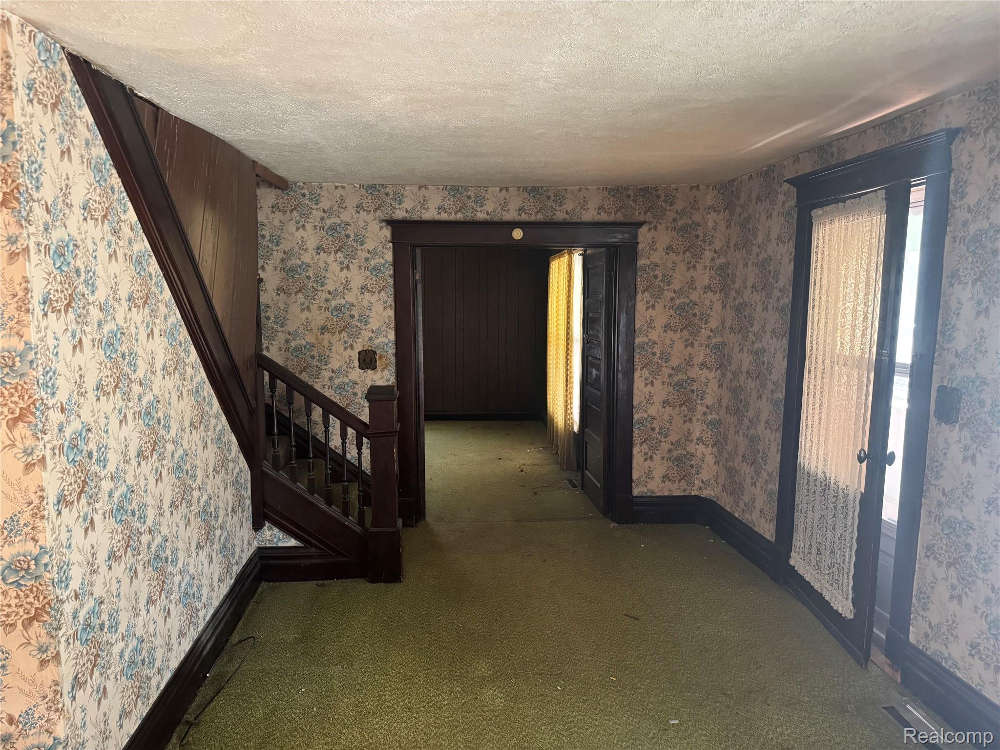333 Greenly Street Property Photo 7